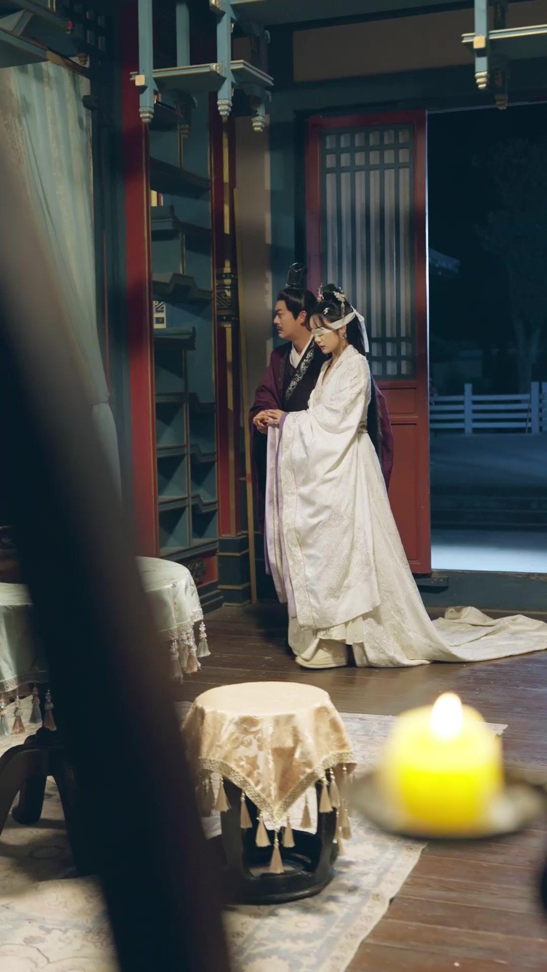 The Commoner Emperor’s Love Returns