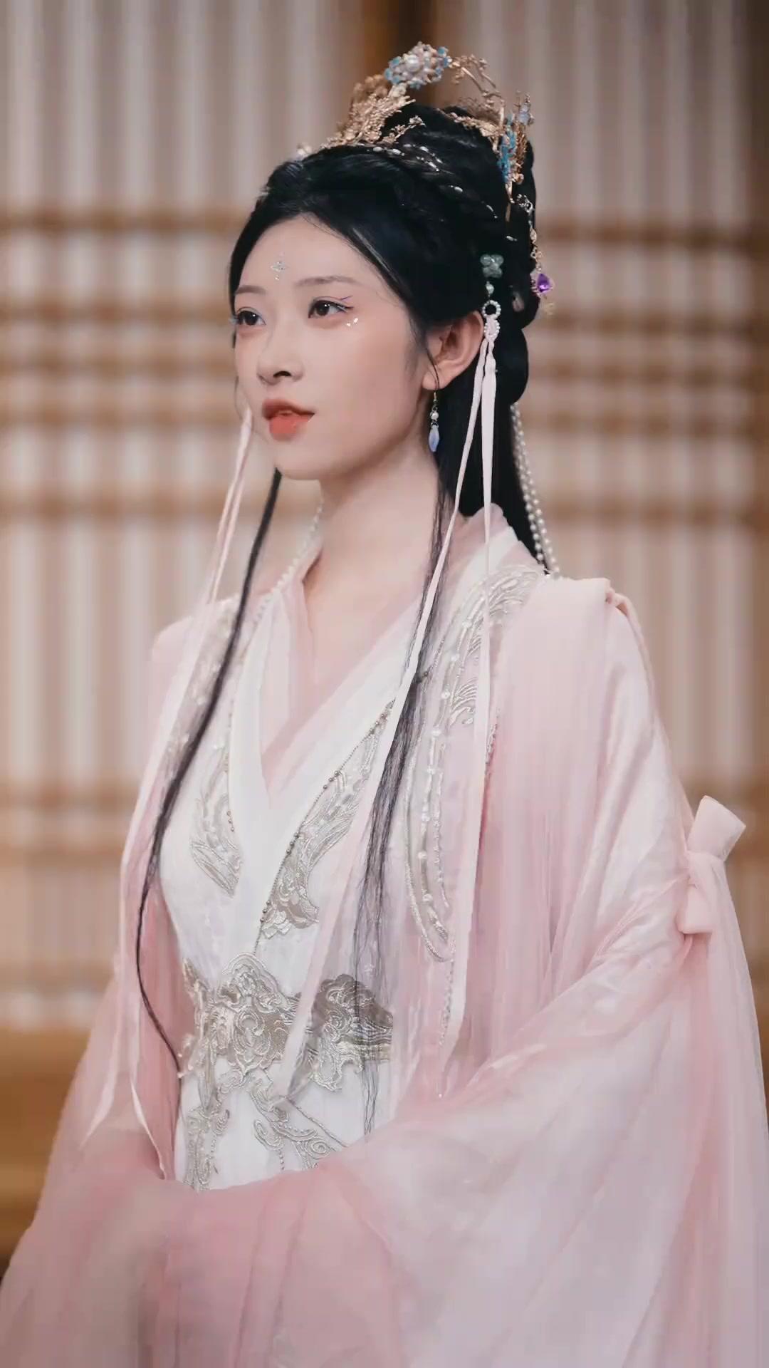 Si Bodoh Itu Punya Kekuatan Dewa