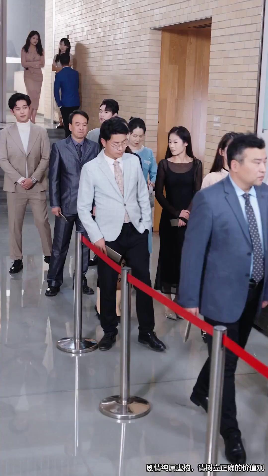 (Dublagem) A Travessia Já Ficou Para Trás