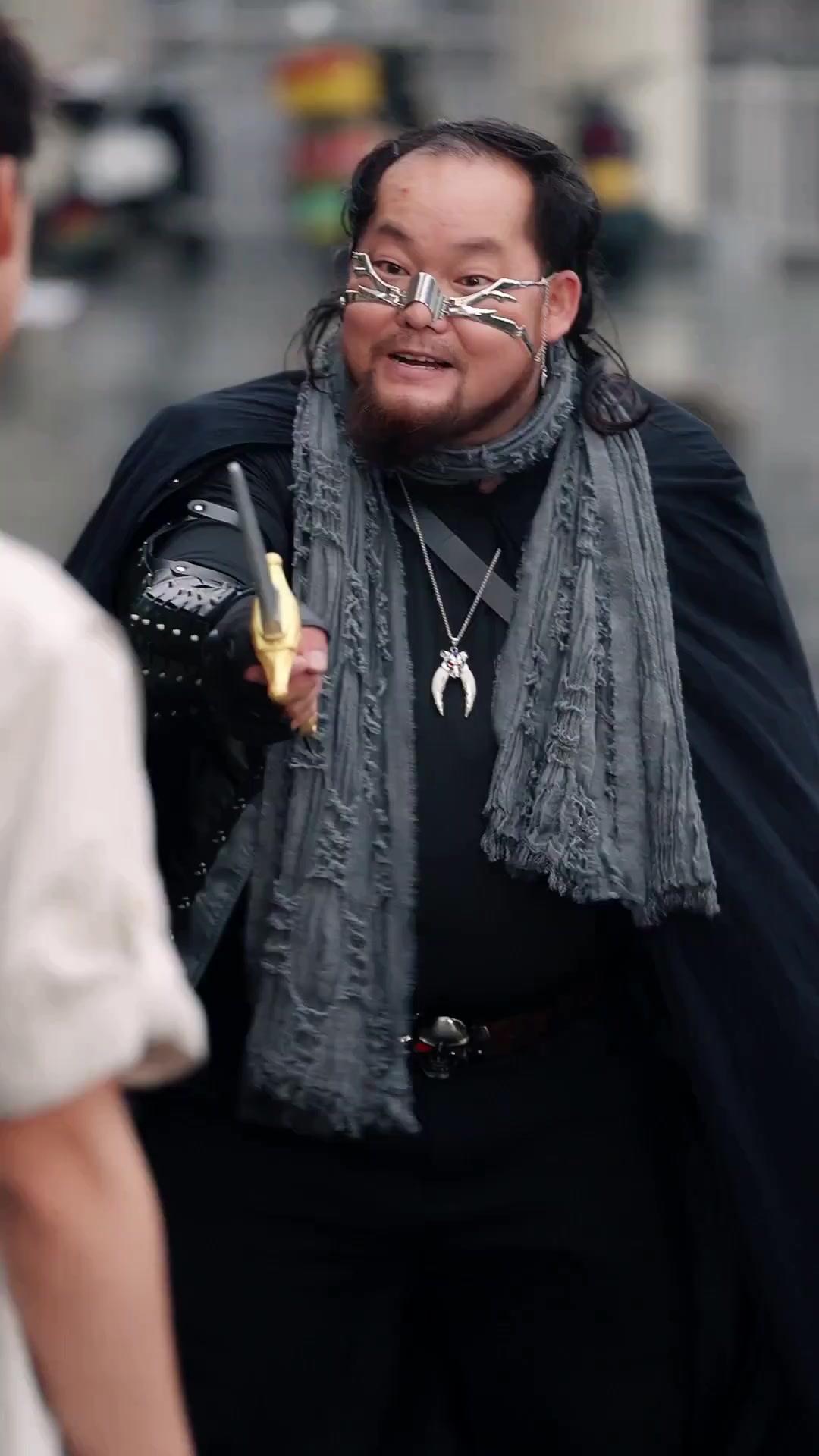 (พากย์เสียง) เปิดเนตรสวรรค์ ป่วนเมืองใหญ่