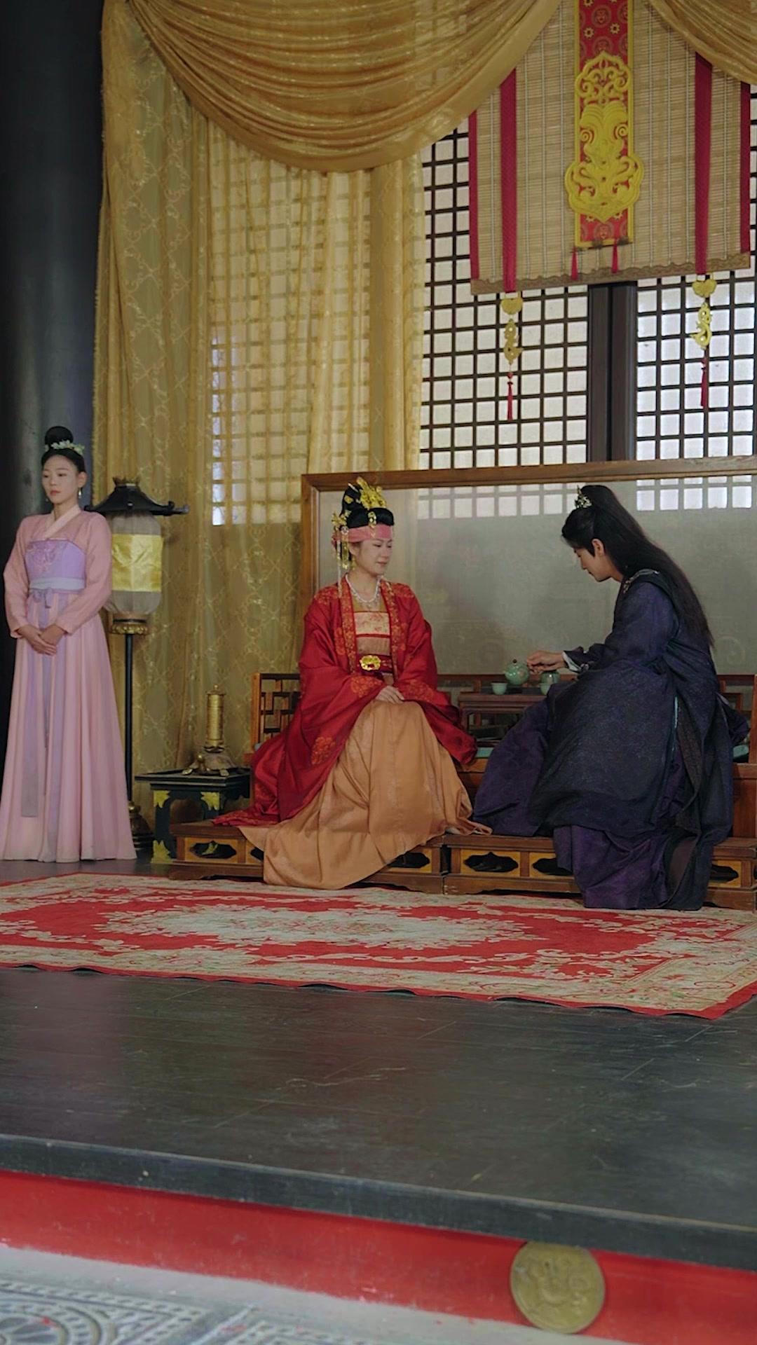 Dilenci Prensesin Tahta Yürüyüşü