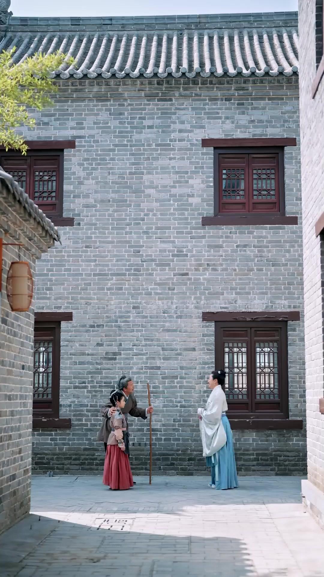 비단처럼 피어난 인연