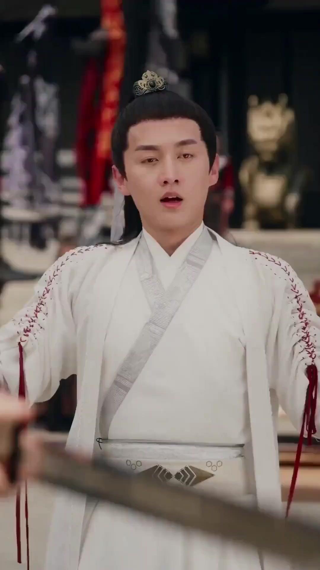 (Doblado)Todos creen que soy un maestro