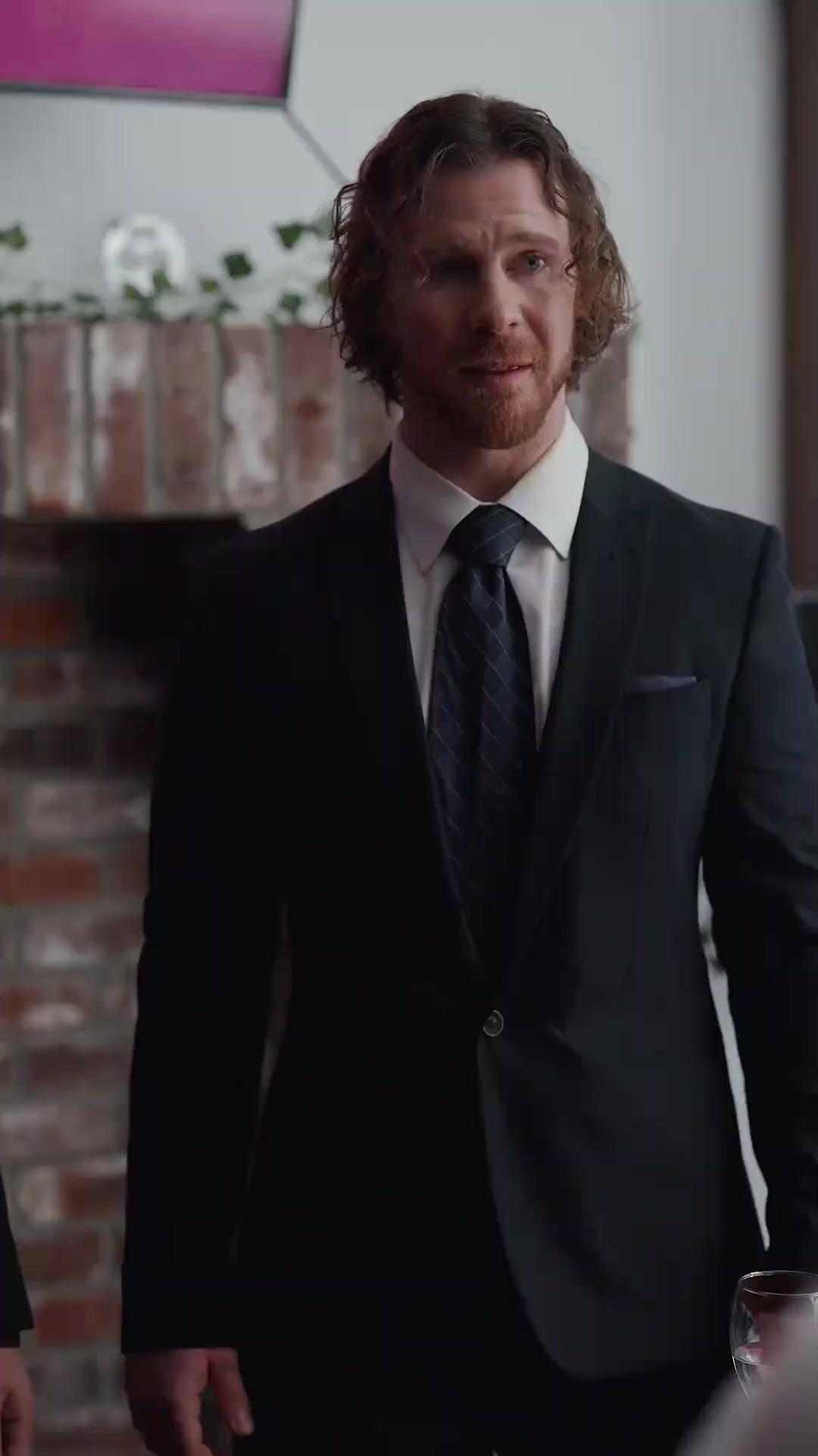 (Doublage) LA REINE DÉVOILÉE