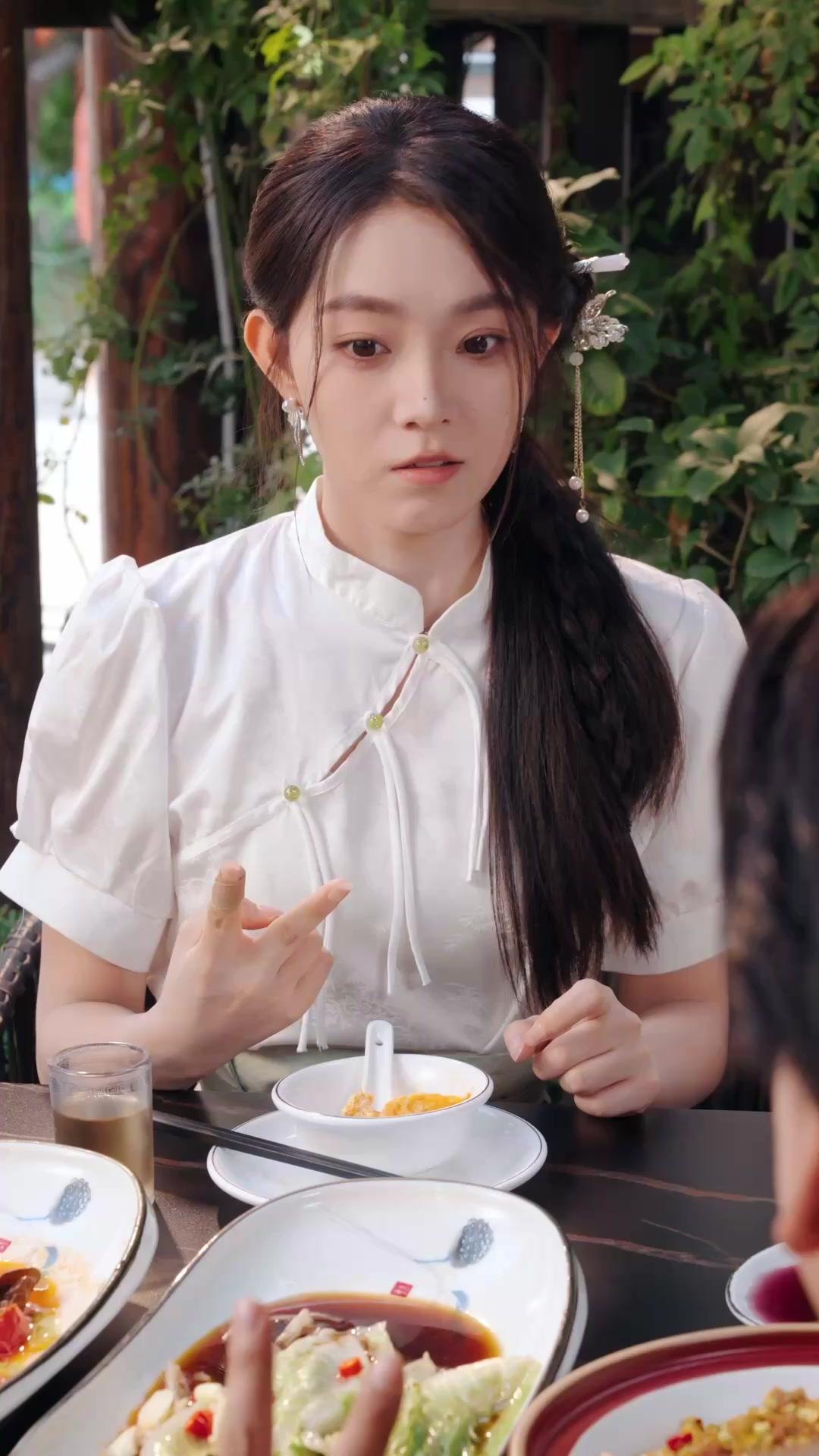 O Imortal de Ouro e a Esposa Muda