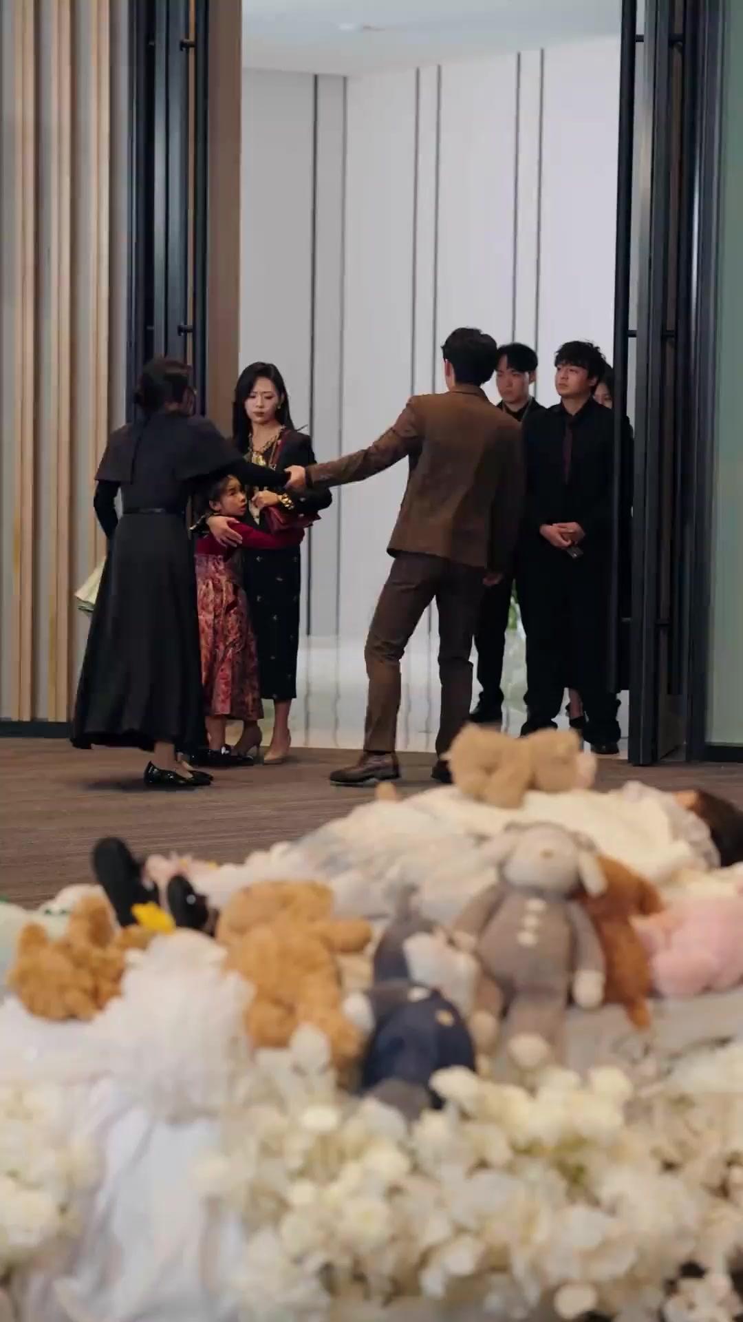 (พากย์เสียง) คำขอโทษที่ไม่มีวันส่งถึง