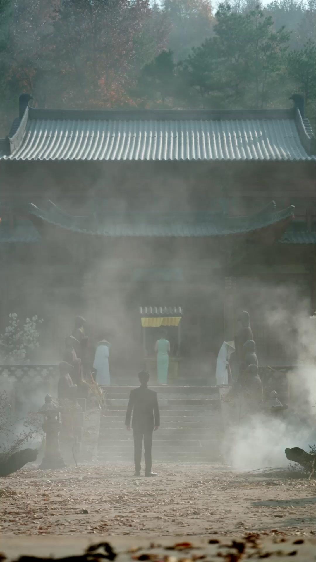 Is She a Fox Demon... Or Not?