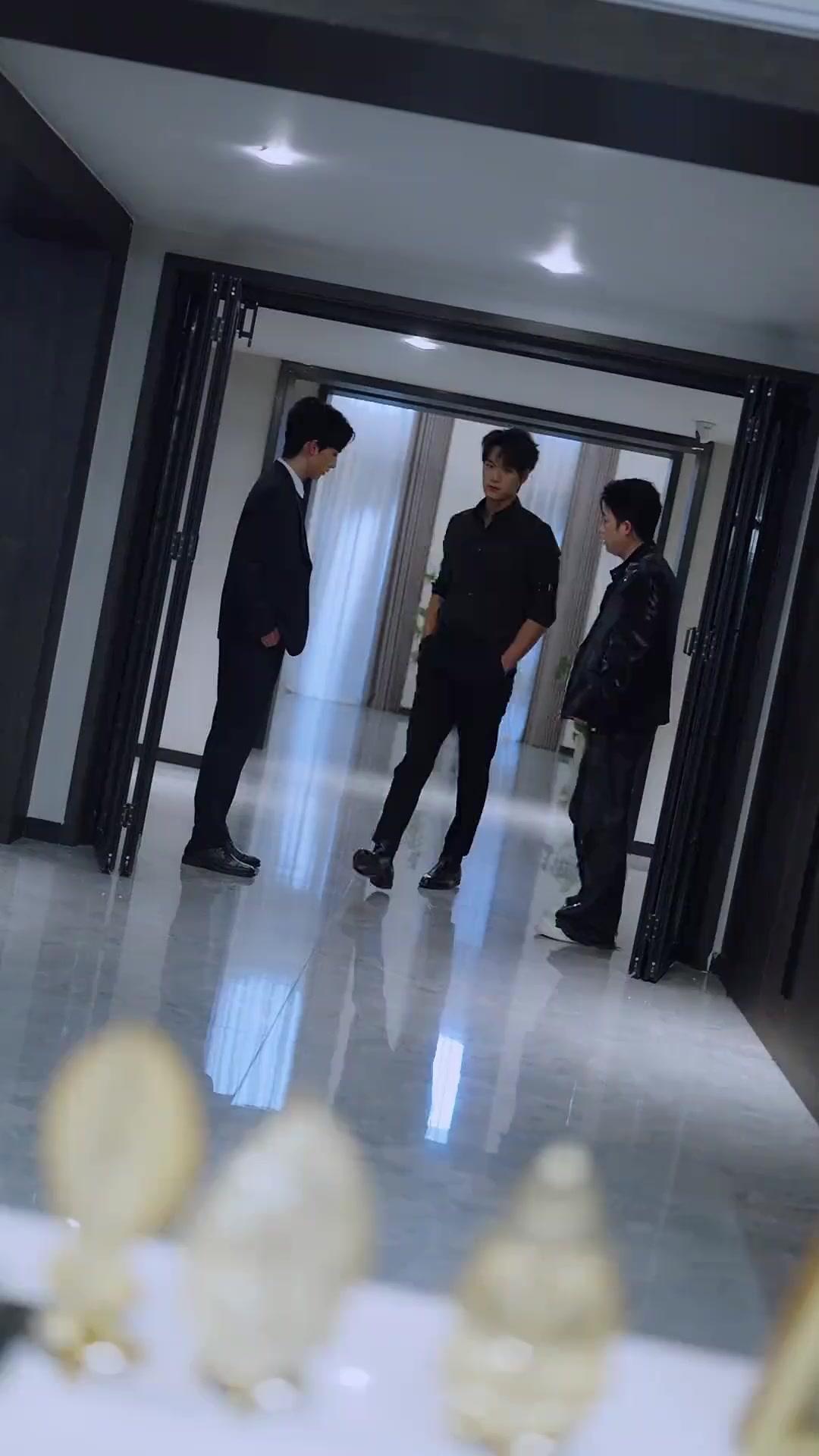 Rüzgârın ve Aşkın Gölgesinde