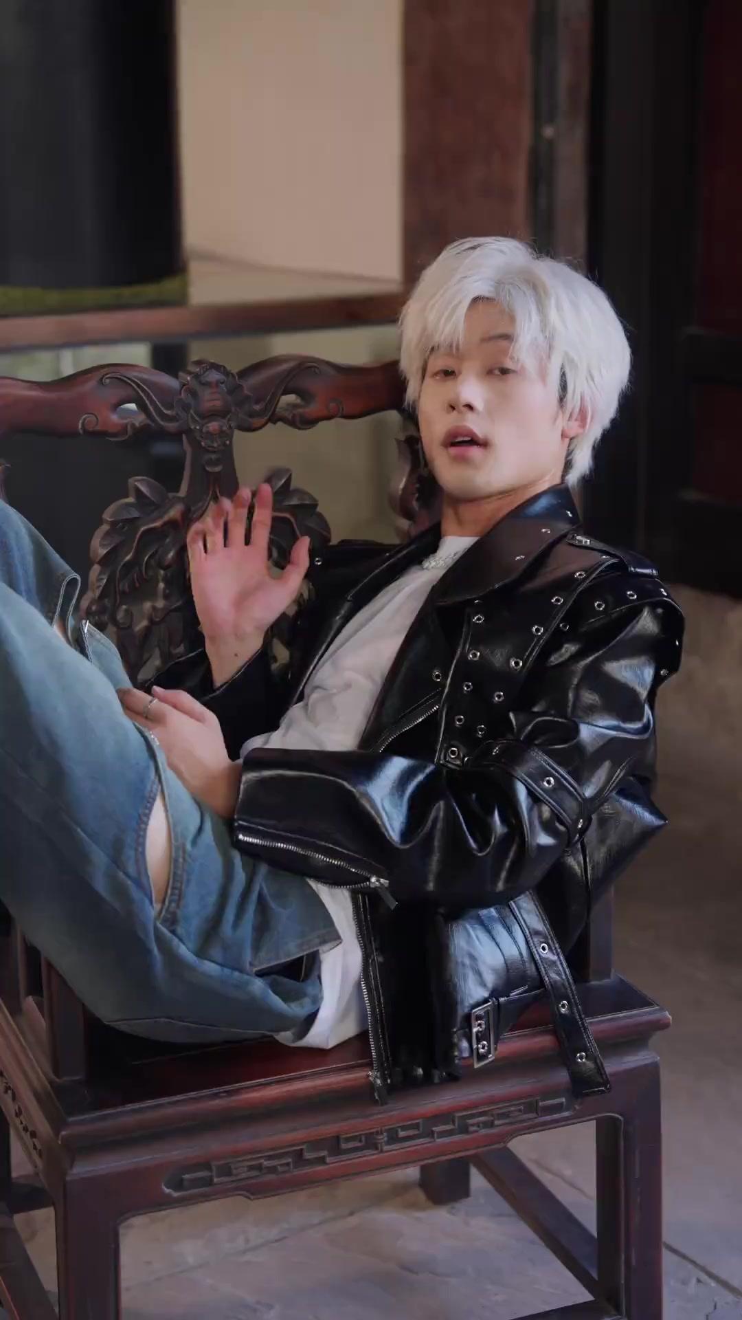 (Dubbed) Old Man, This's My New Dad