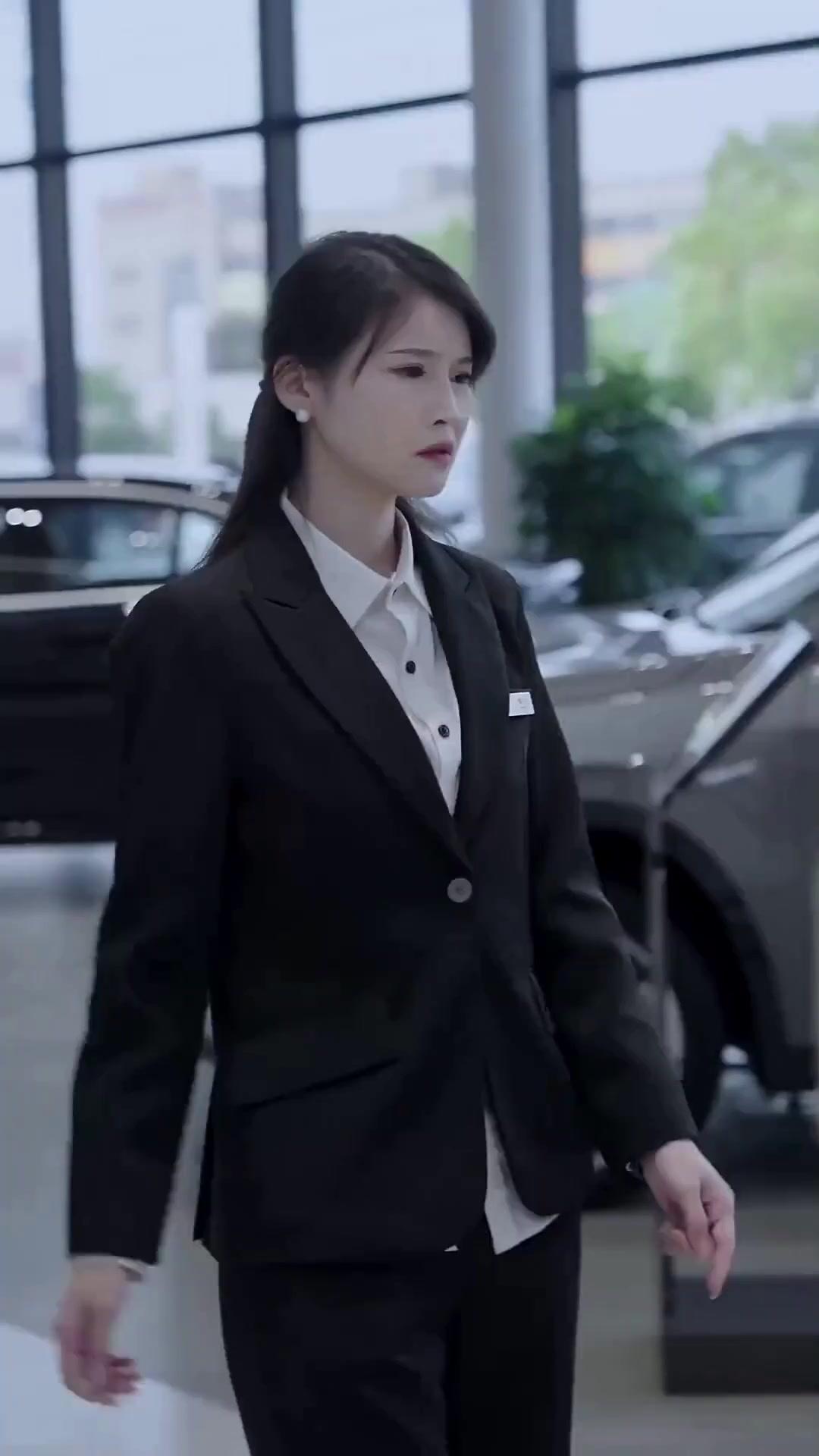 (Dublajlı) Para Kadınlara Harcanır