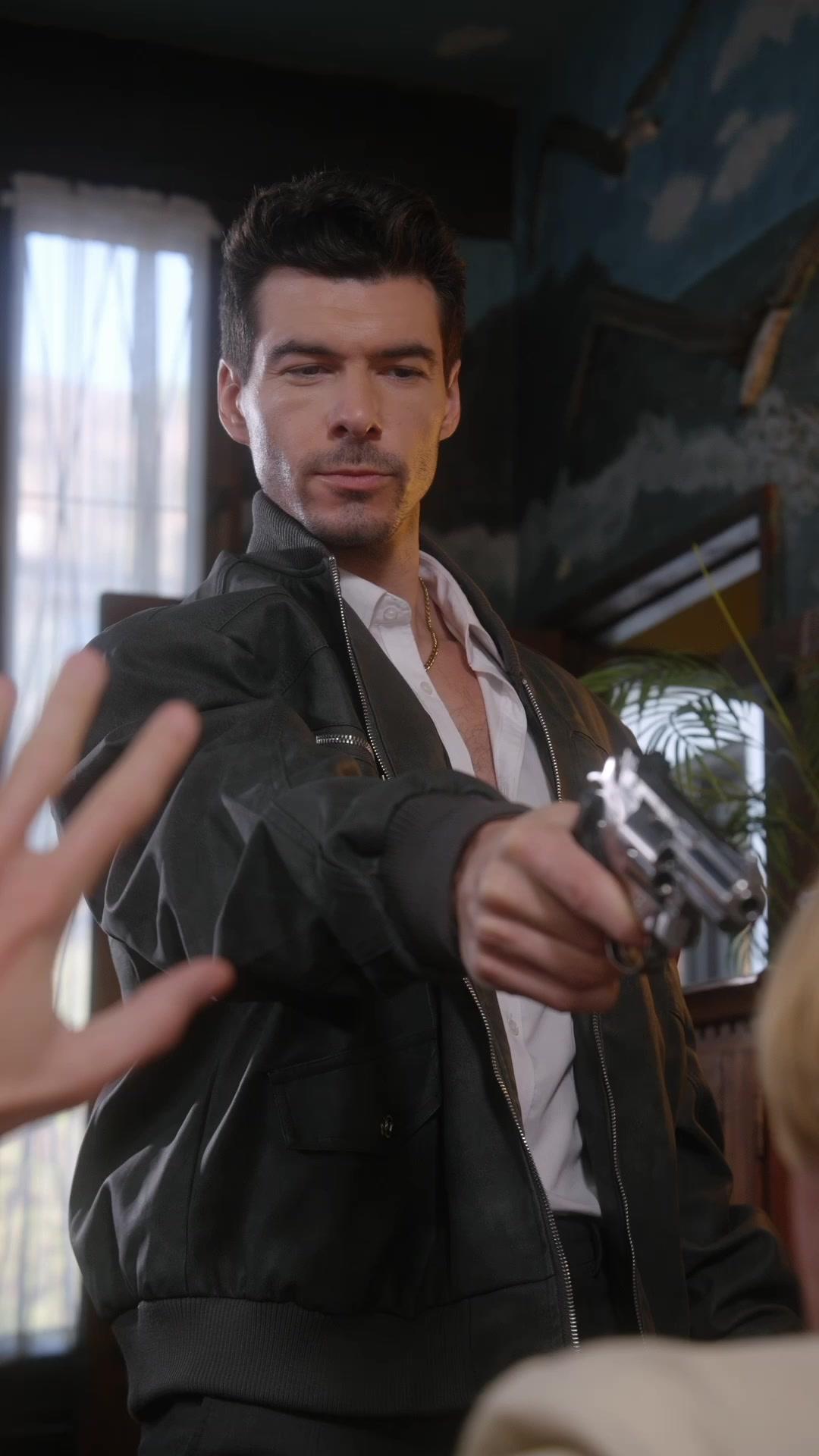 A Empregada Secreta do Chefe da Máfia