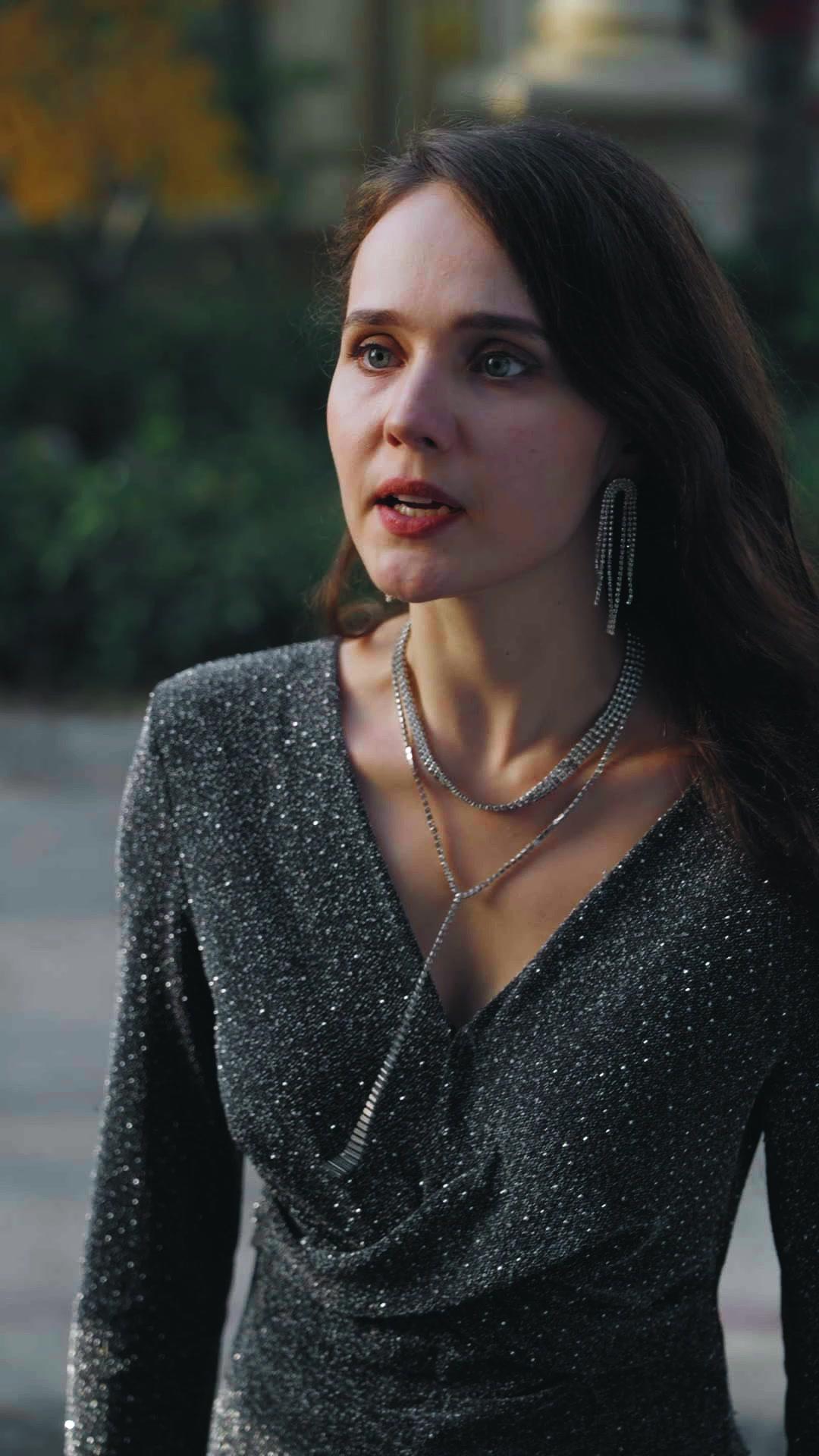 King Returns on Christmas Eve