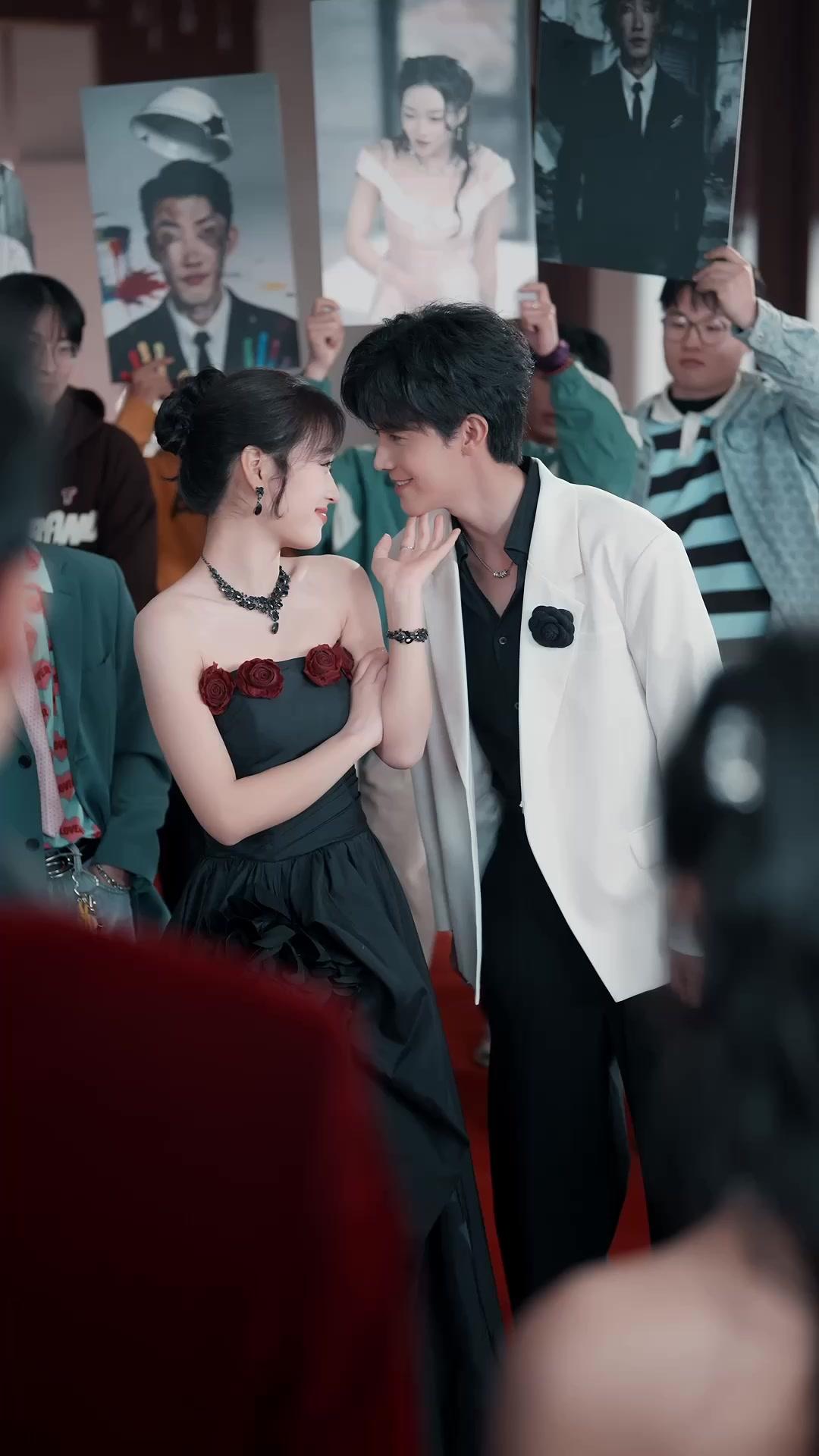 LA CONSEILLÈRE PIQUANTE