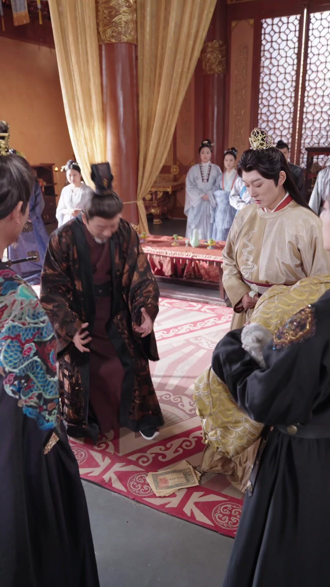 父憑女貴：瑞獸萌寶扶爹當皇帝