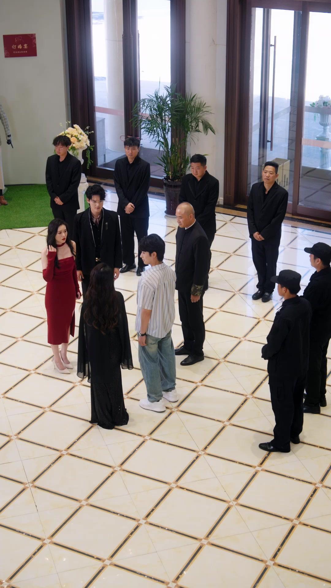 誘拐した貧乏男 実は御曹司だった！？