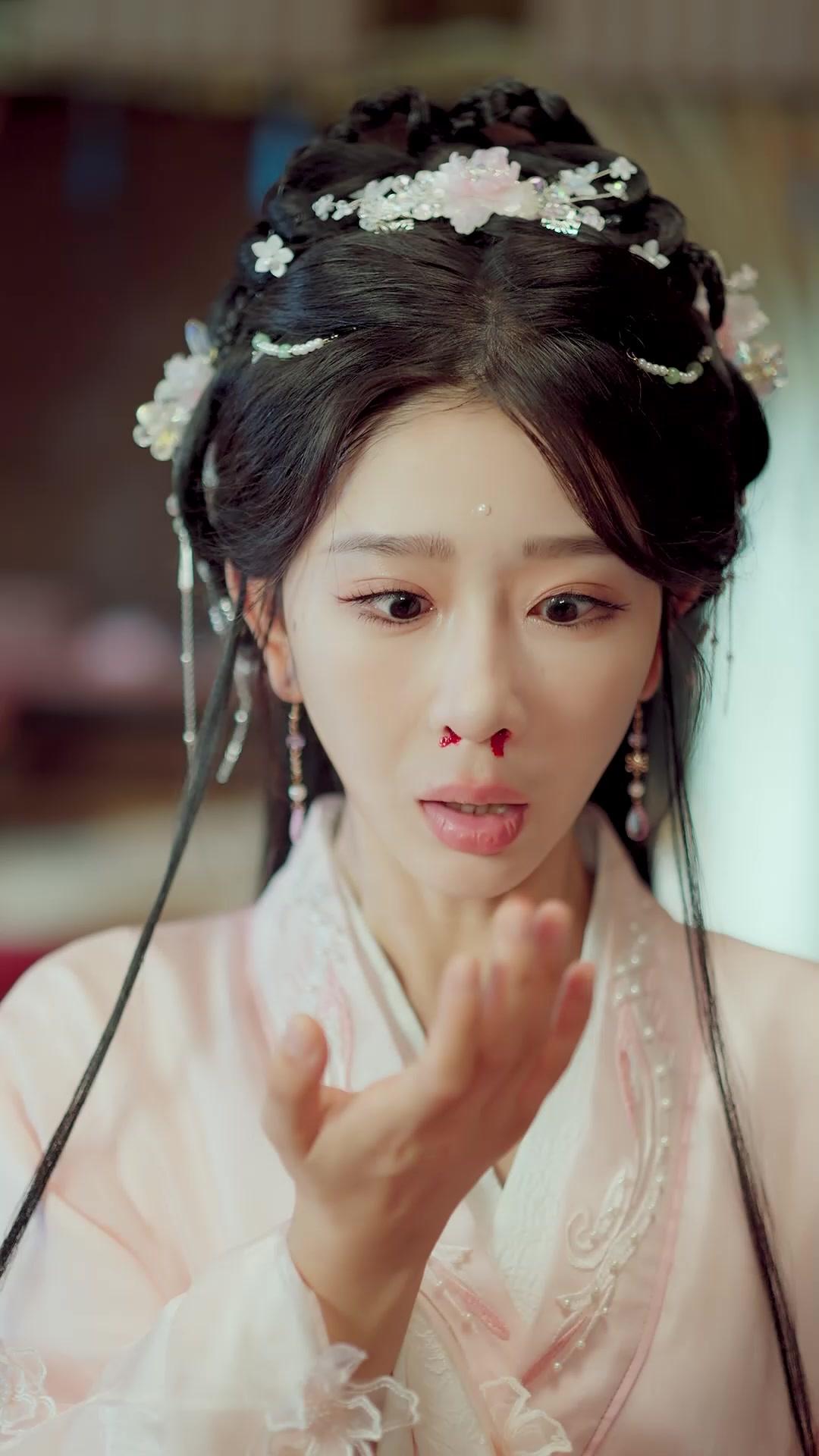 من يلمس الذهب يدفع عمره