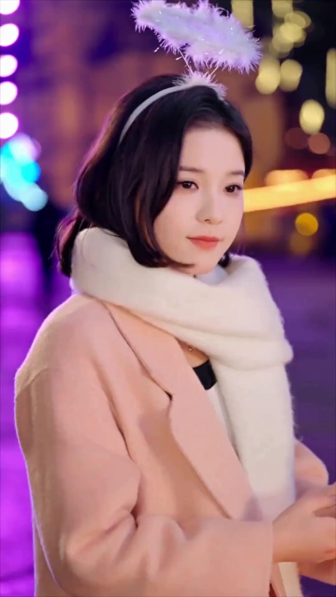 (Doblado) Sobrevivir en los brazos del villano