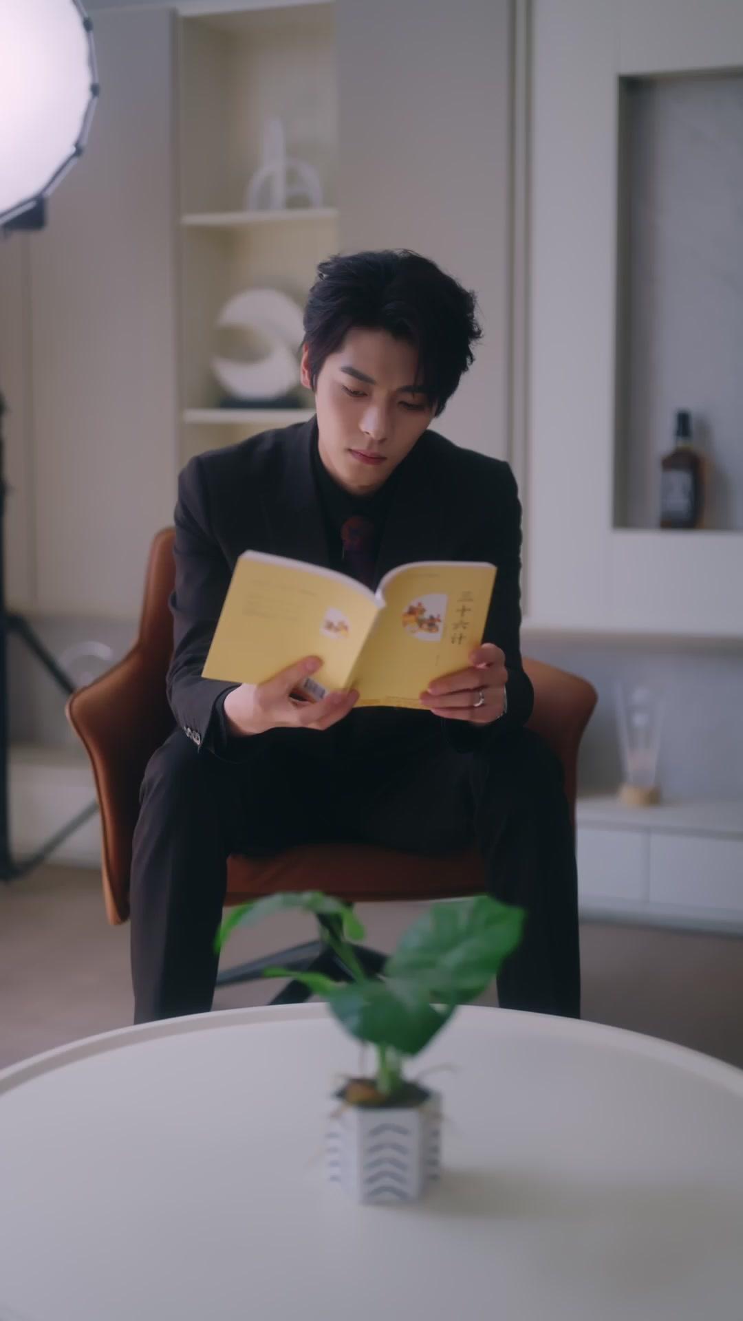 حرير الخداع… وعطر الخيانة