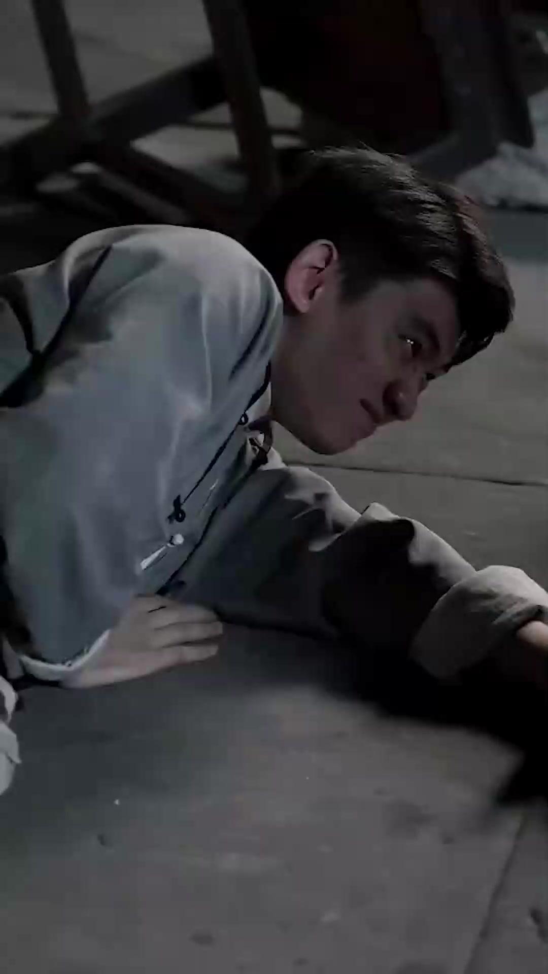 Pugni di Ferro - Chiara Romano Invincibile