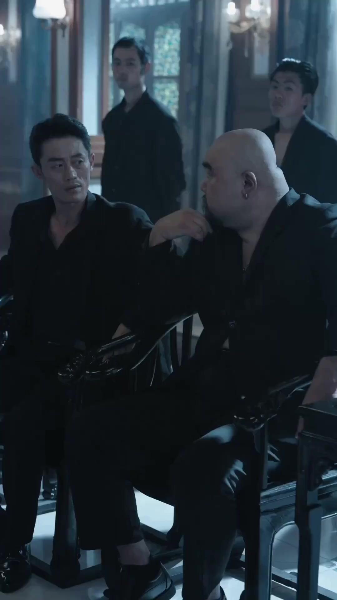 (Dubbed) One Man vs. The Underworld