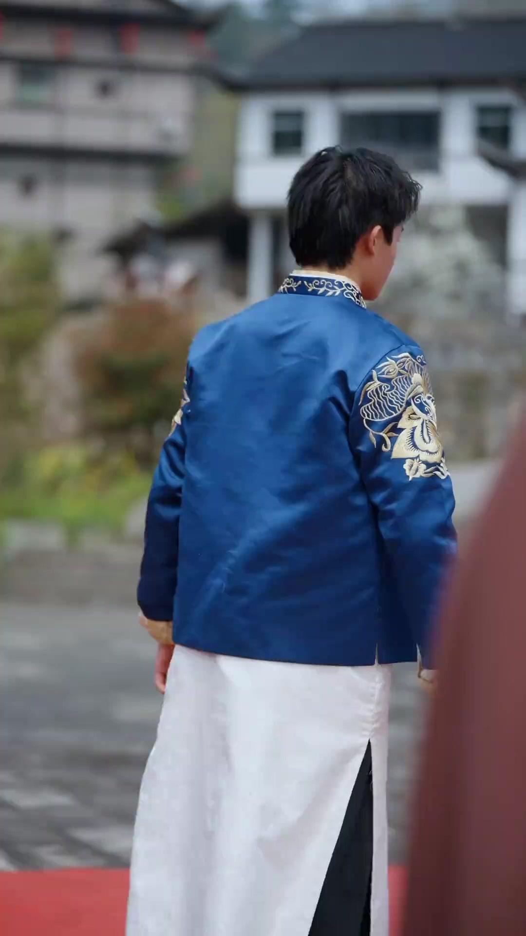 Báo Thủ Là Võ Thần