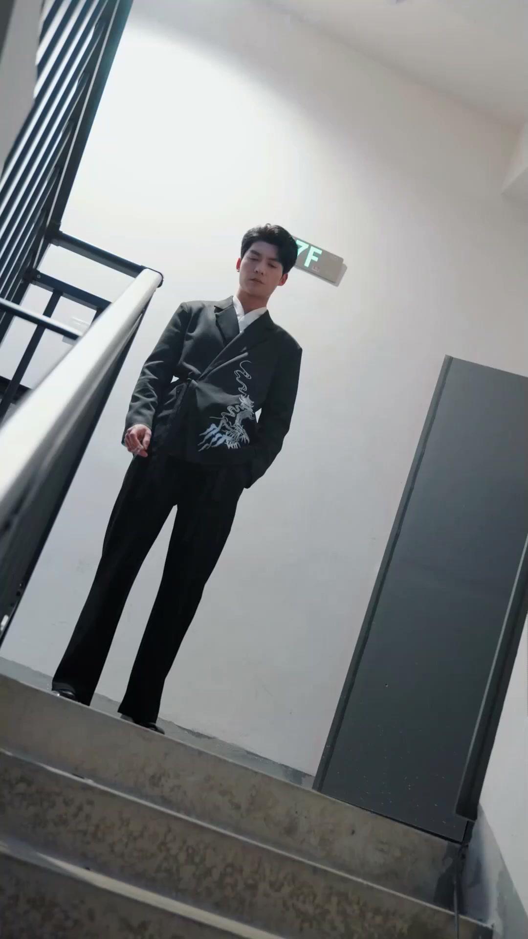 Jatuh Cinta dengan Adik Iparku