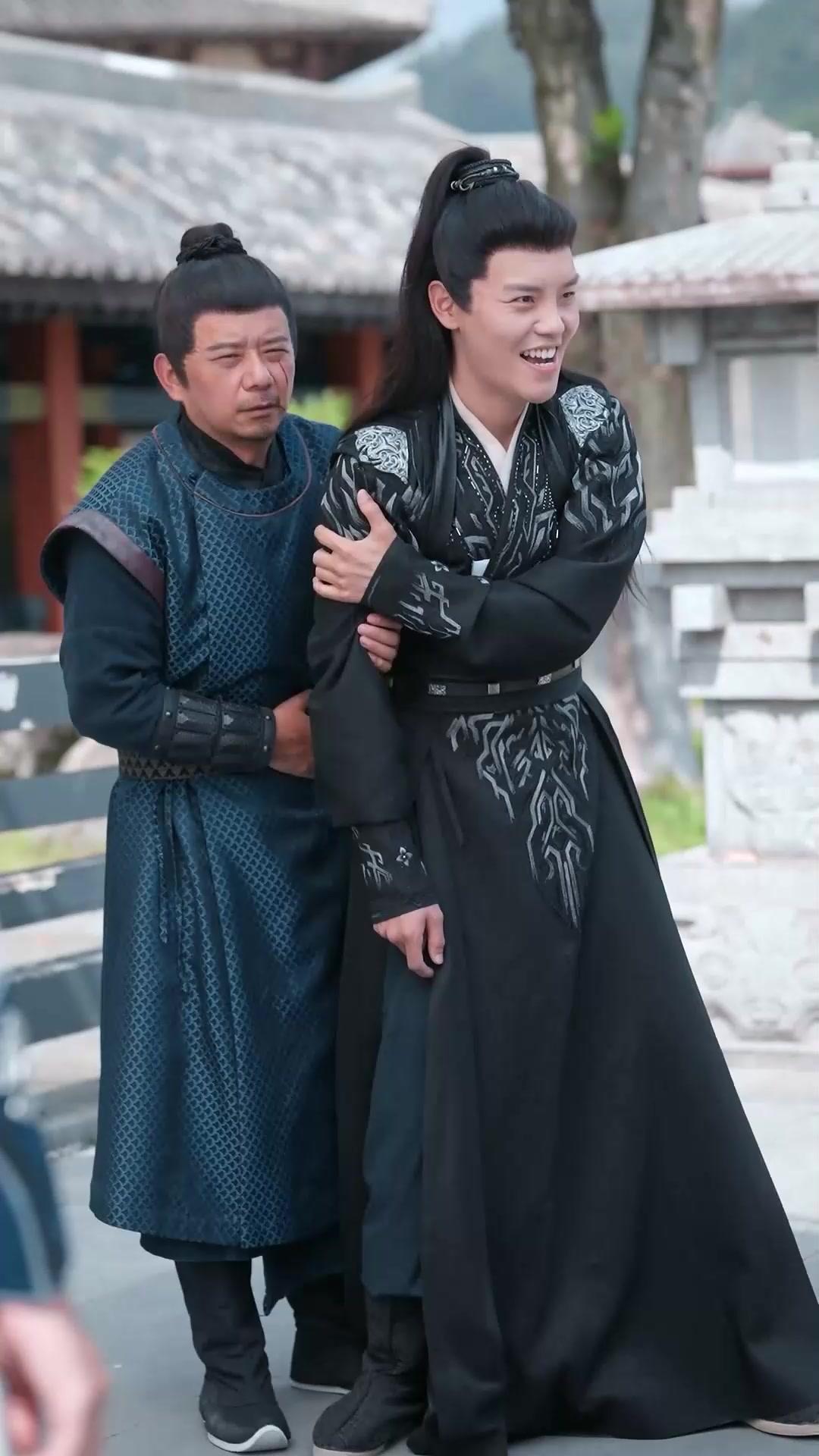 Aptal kocanın karşı saldırısı ve yükselişi