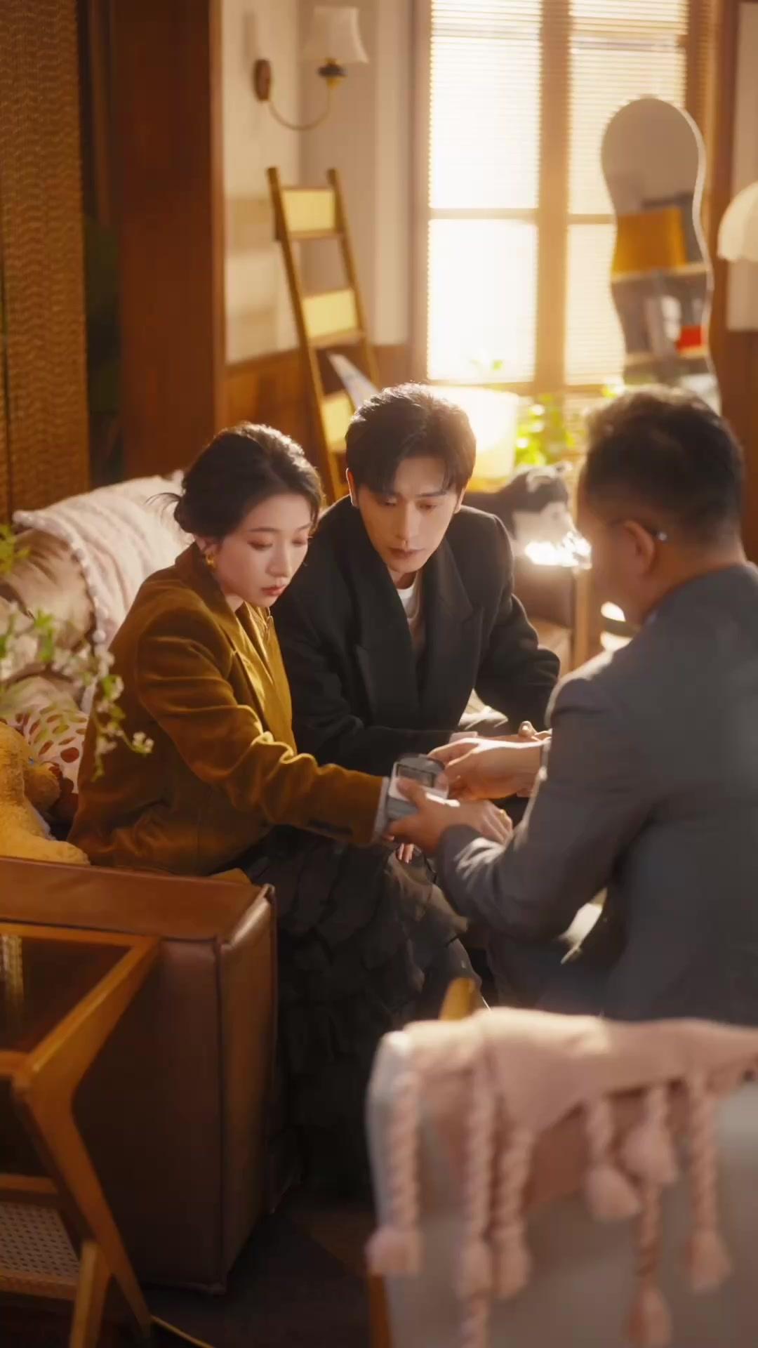 Hợp Đồng Tình Yêu