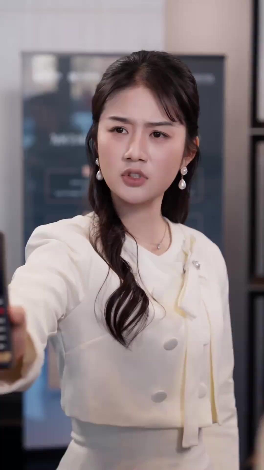 Topeng Palsu Keluarga