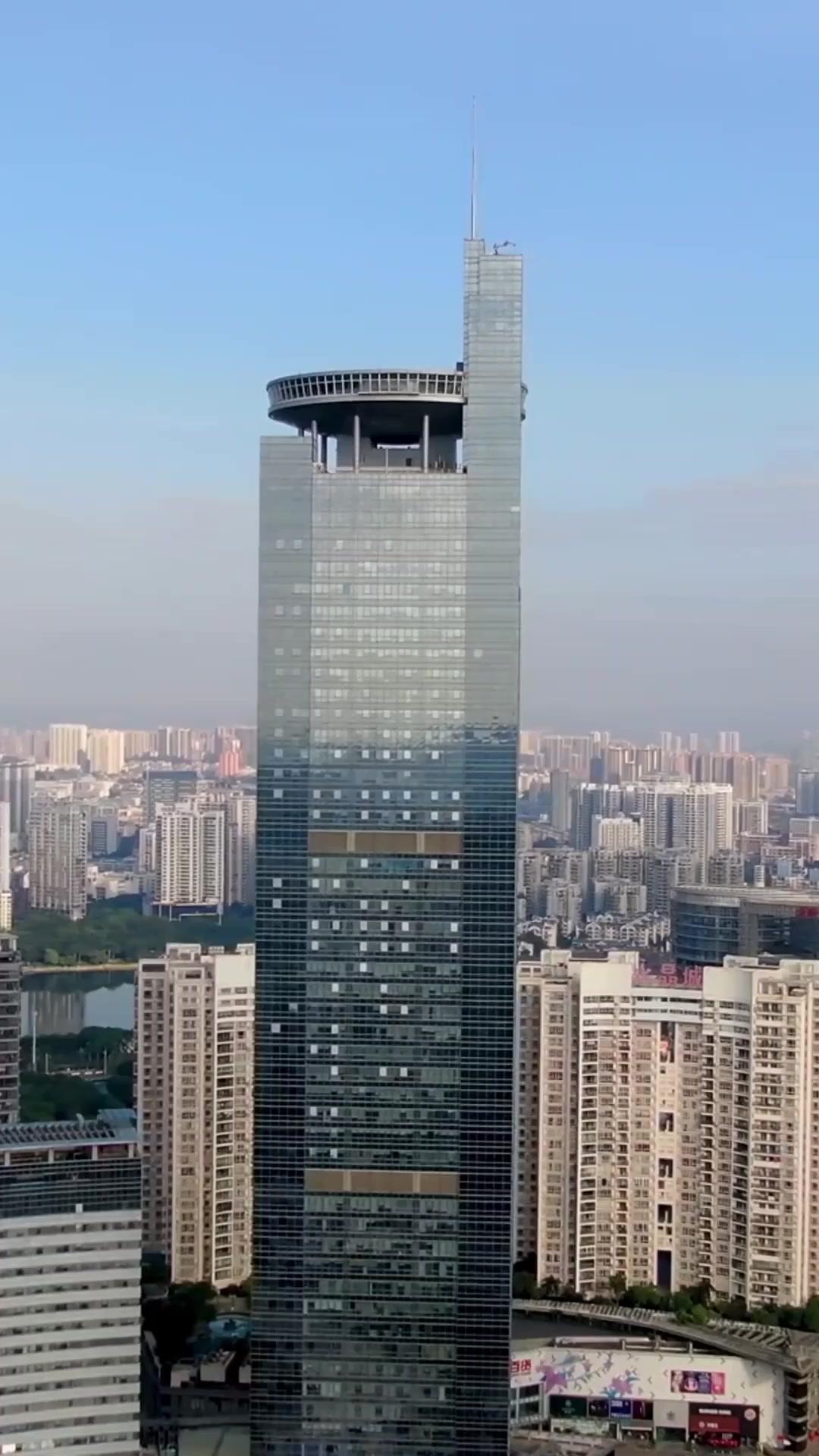 Mặt Nạ Hạnh Phúc