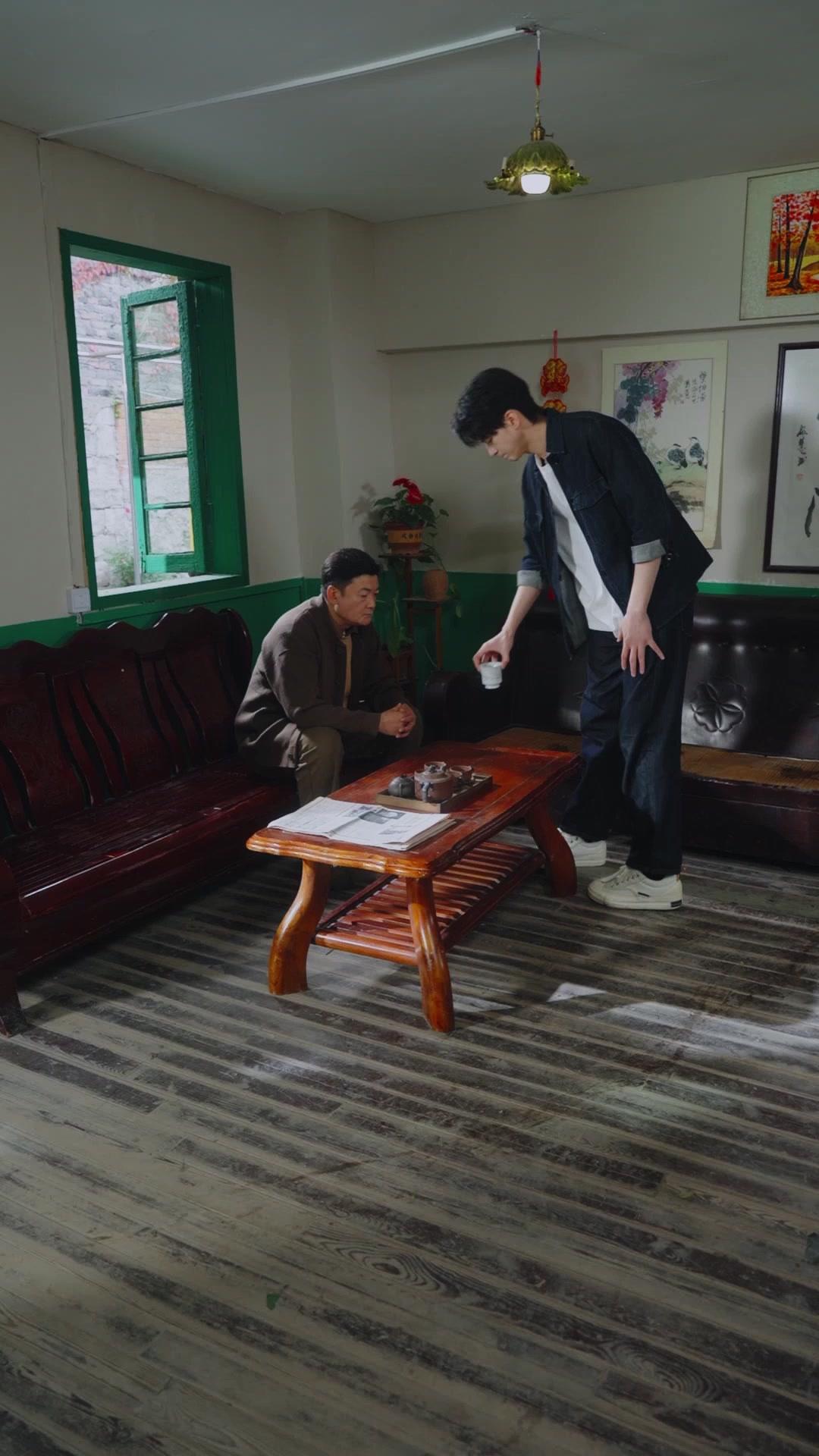 逆子們，老爸我才是首富！