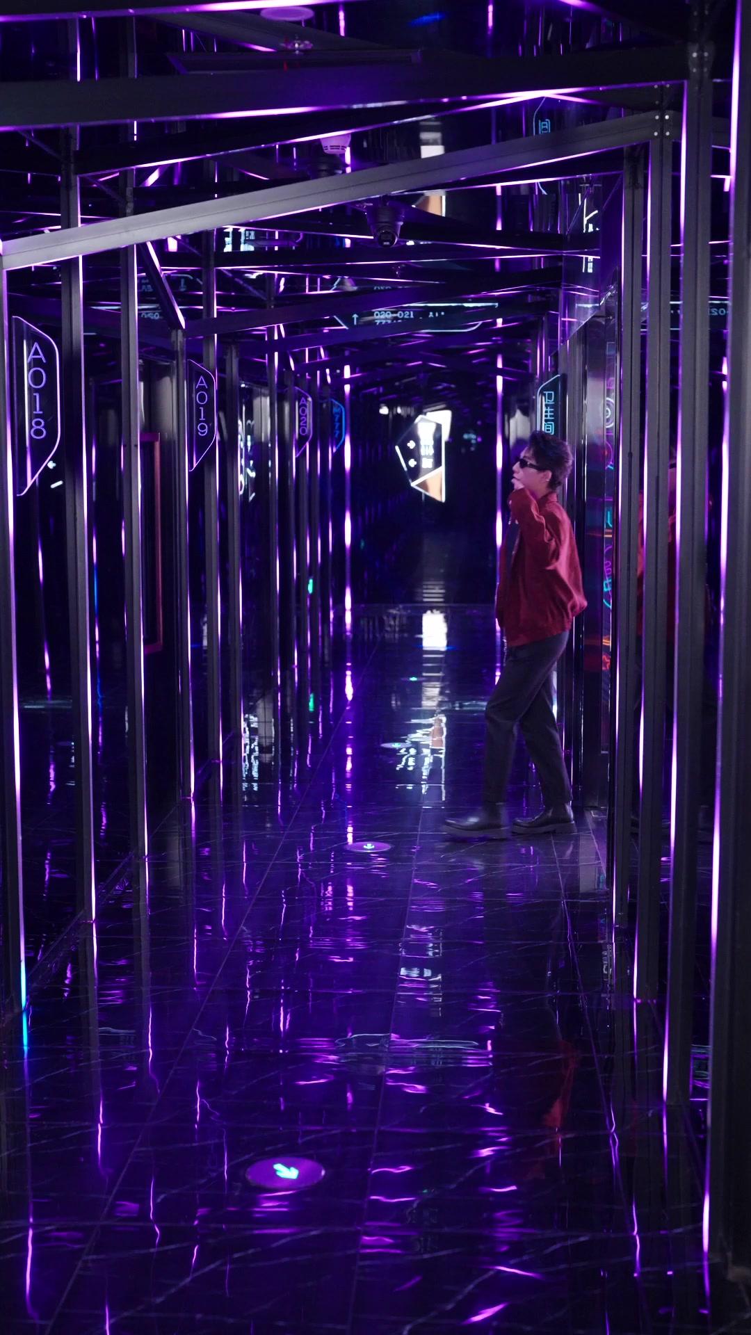 Mimada pelo CEO Mandão Depois de Cair no Romance