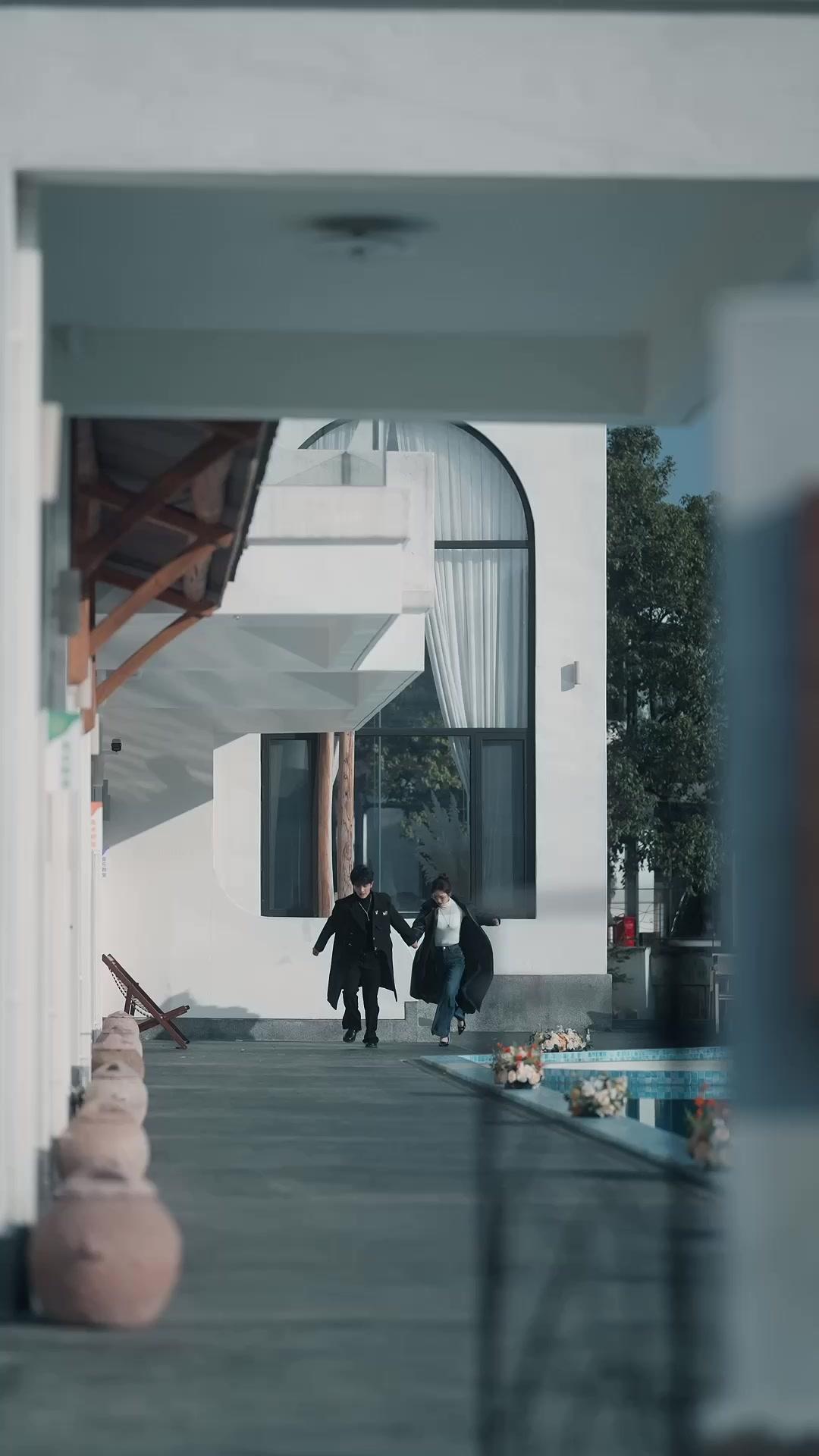 LA CONSEILLÈRE PIQUANTE