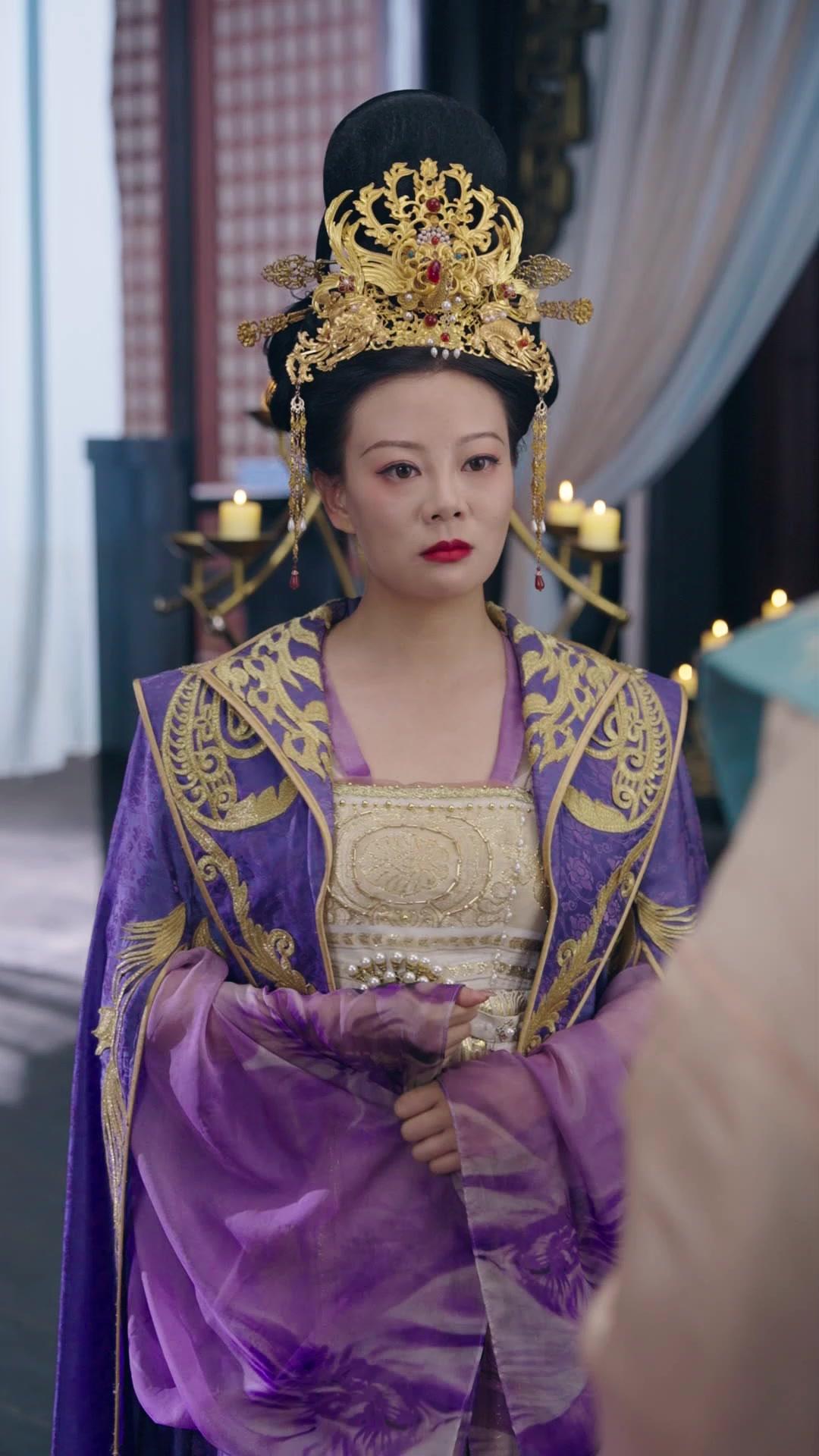 Pindah Alam Jadi Permaisuri