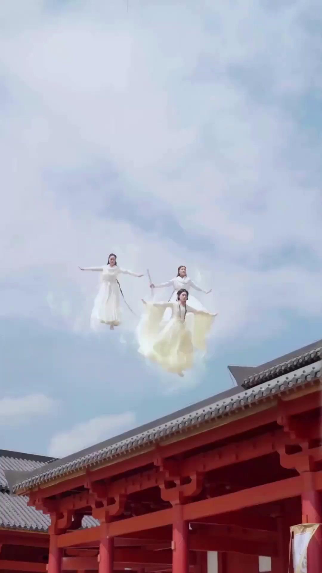 มังกรแท้ผู้ฝ่าฟันทุกข์เข็ญ