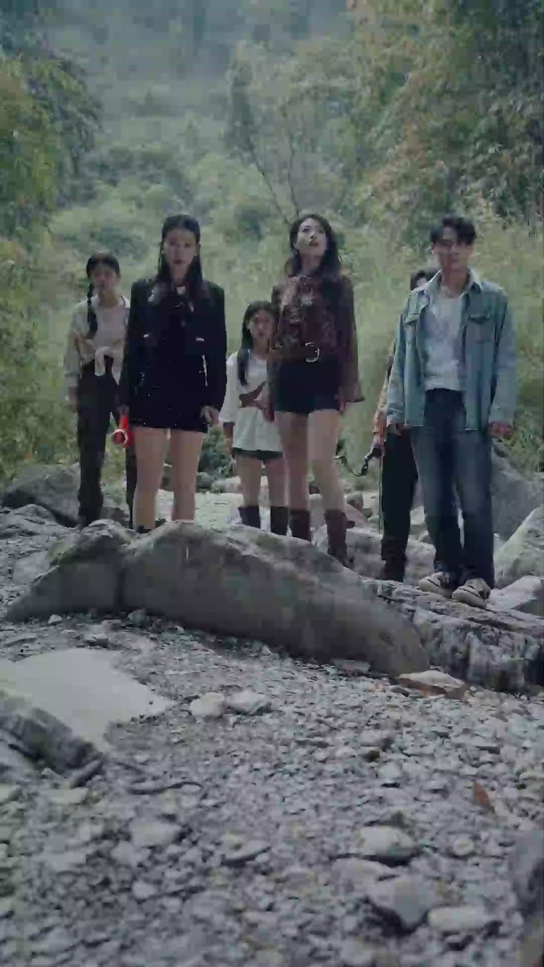 (พากย์เสียง)งูเหลือมยักษ์มาแล้ว