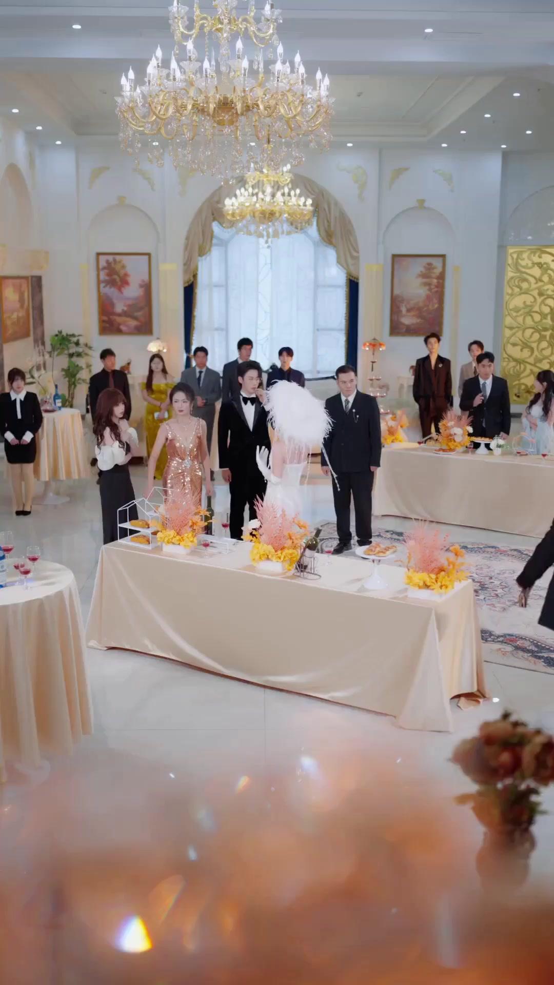 (Dublagem) Verdadeira Herdeira Não se Deixa Envergonhar