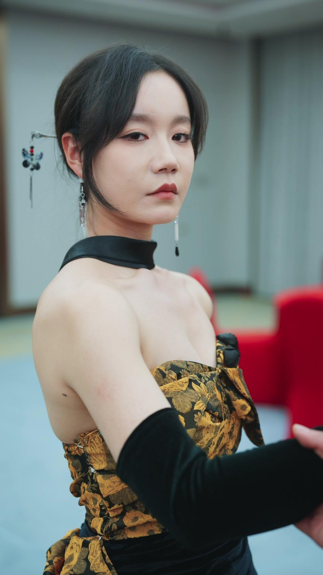 Putri Terbuang Keluarga Wijaya