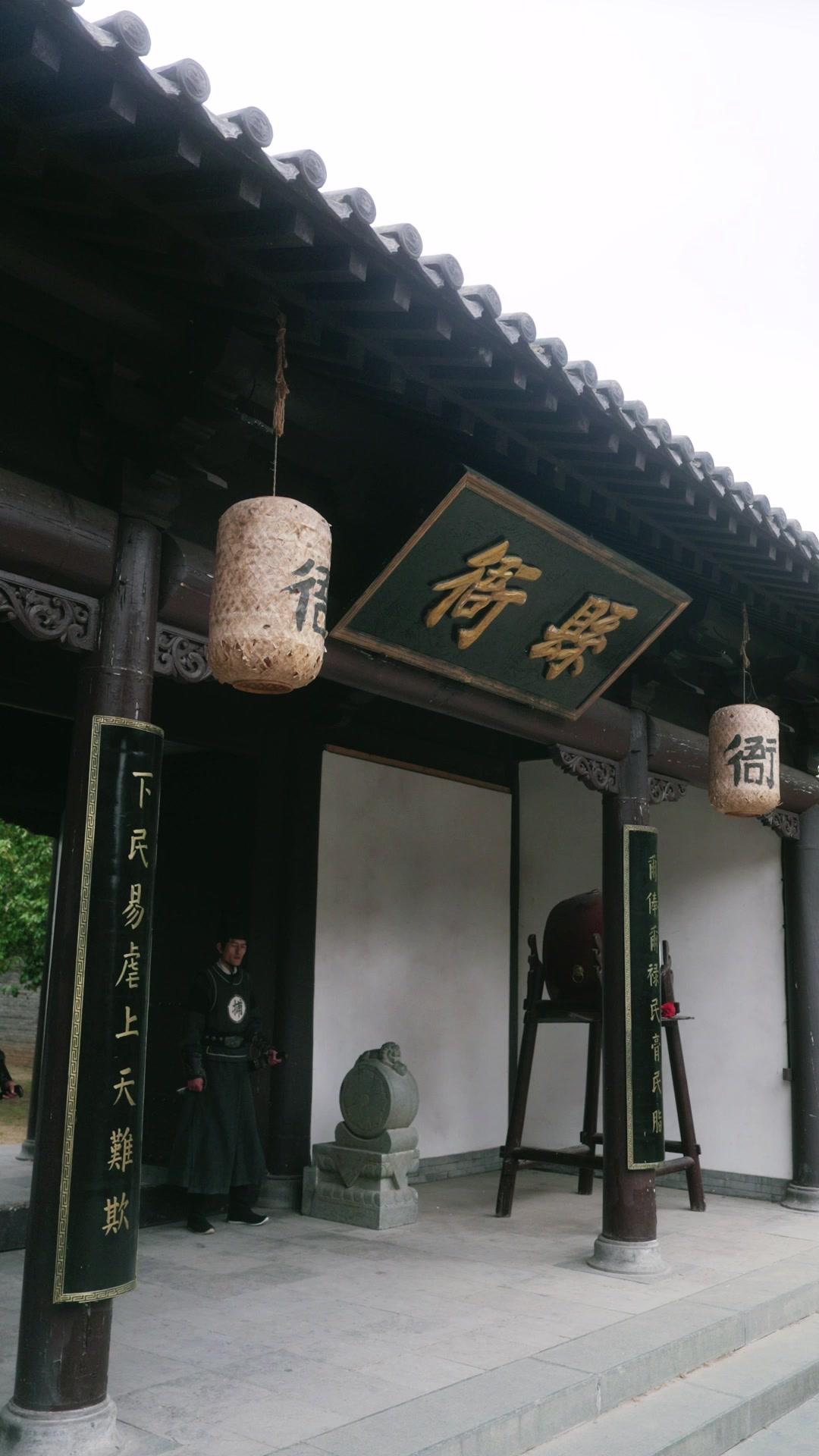 Wanita Desa itu Seorang Ratu 