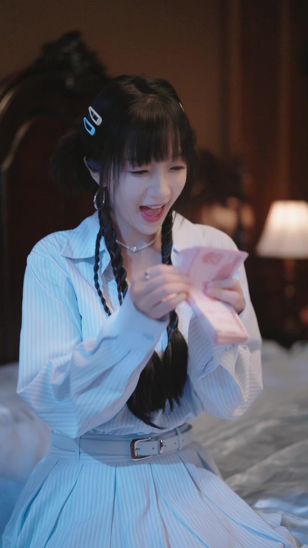 O Marido Grudento que Helena Encontrou