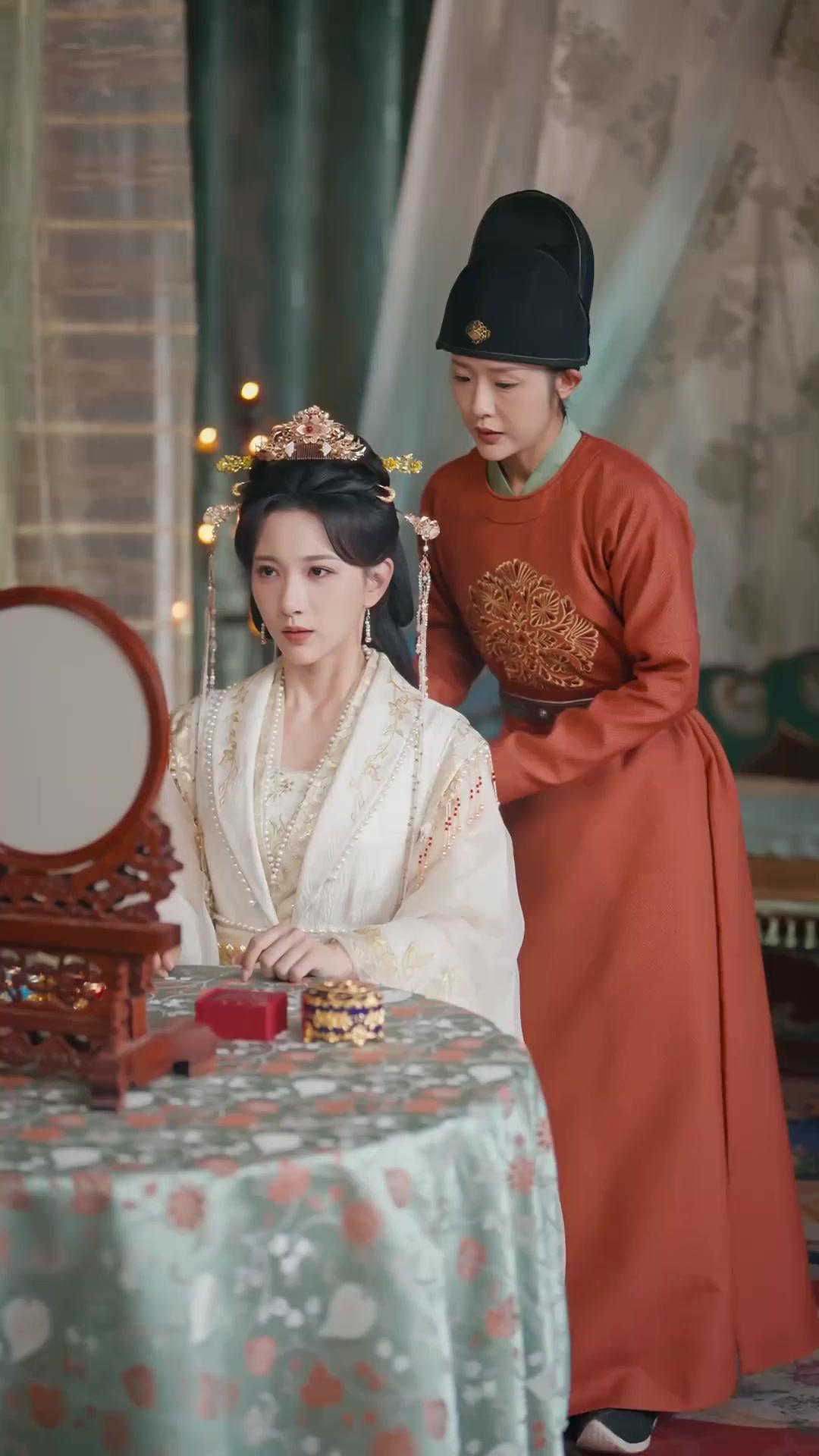 The Wolf King Is My Consort