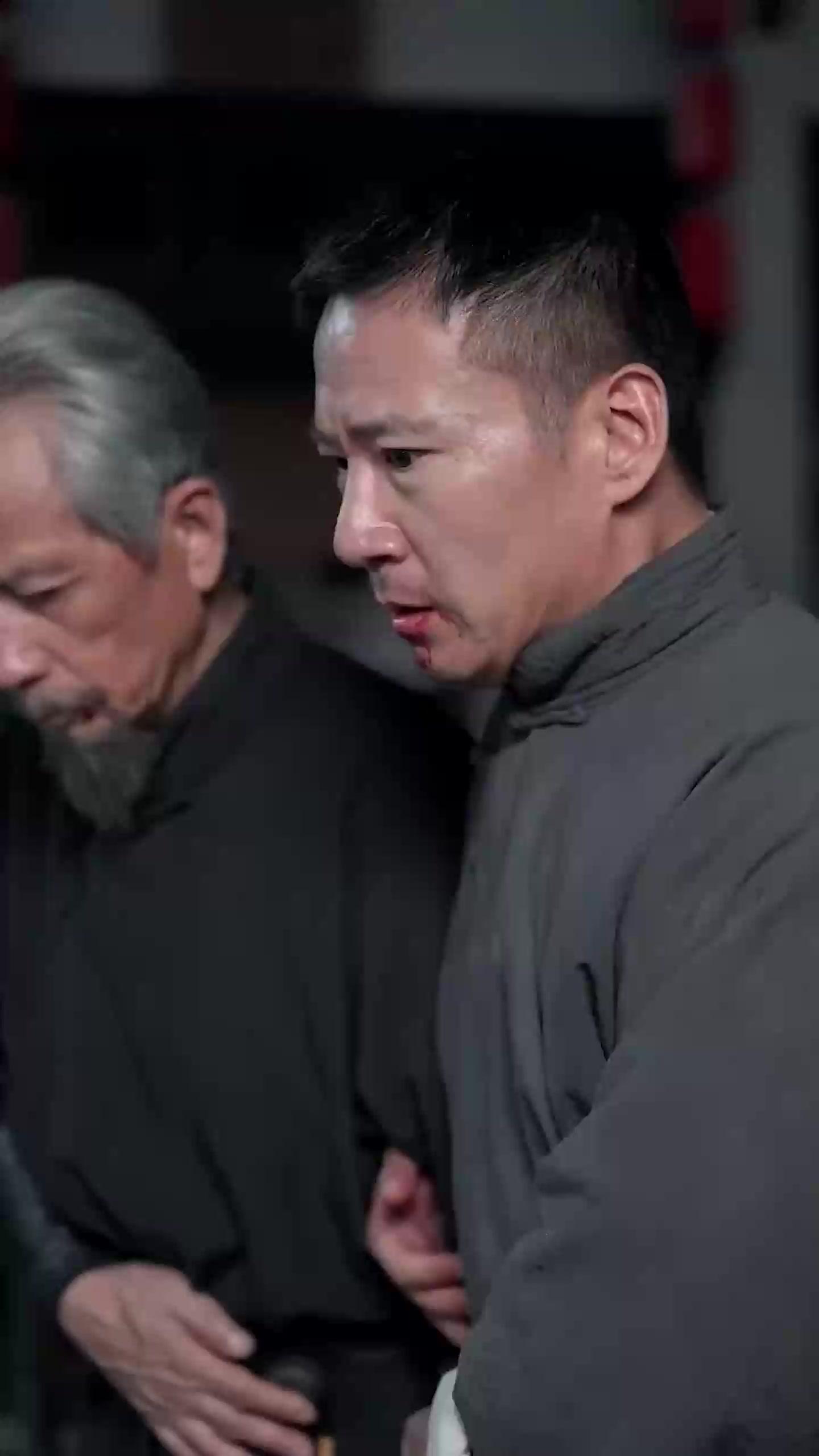 (مدبلج)نور الحريري، القبضة التي لا تُقهر