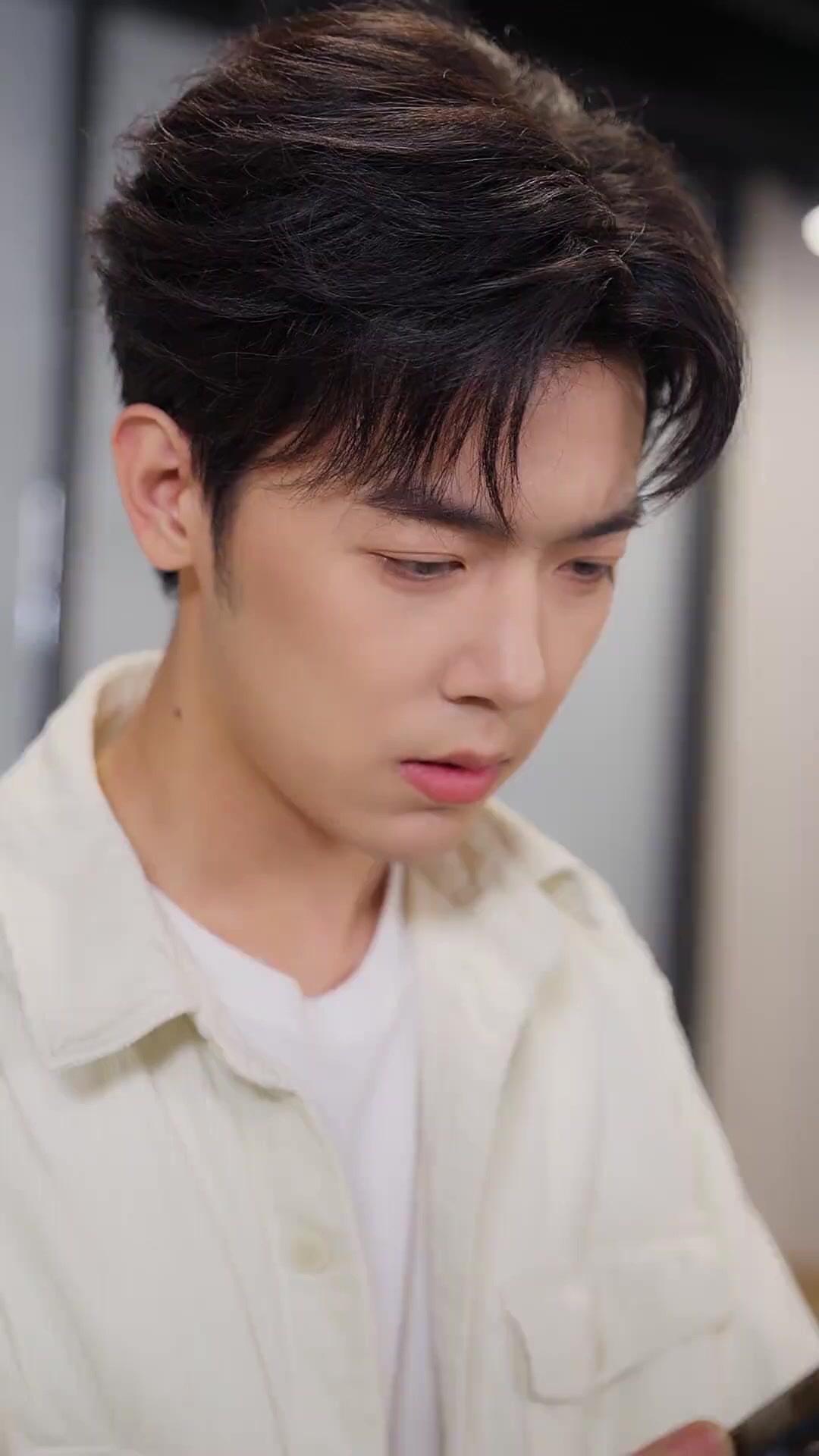 (더빙)차인 그날, 여대표님과 결혼했다