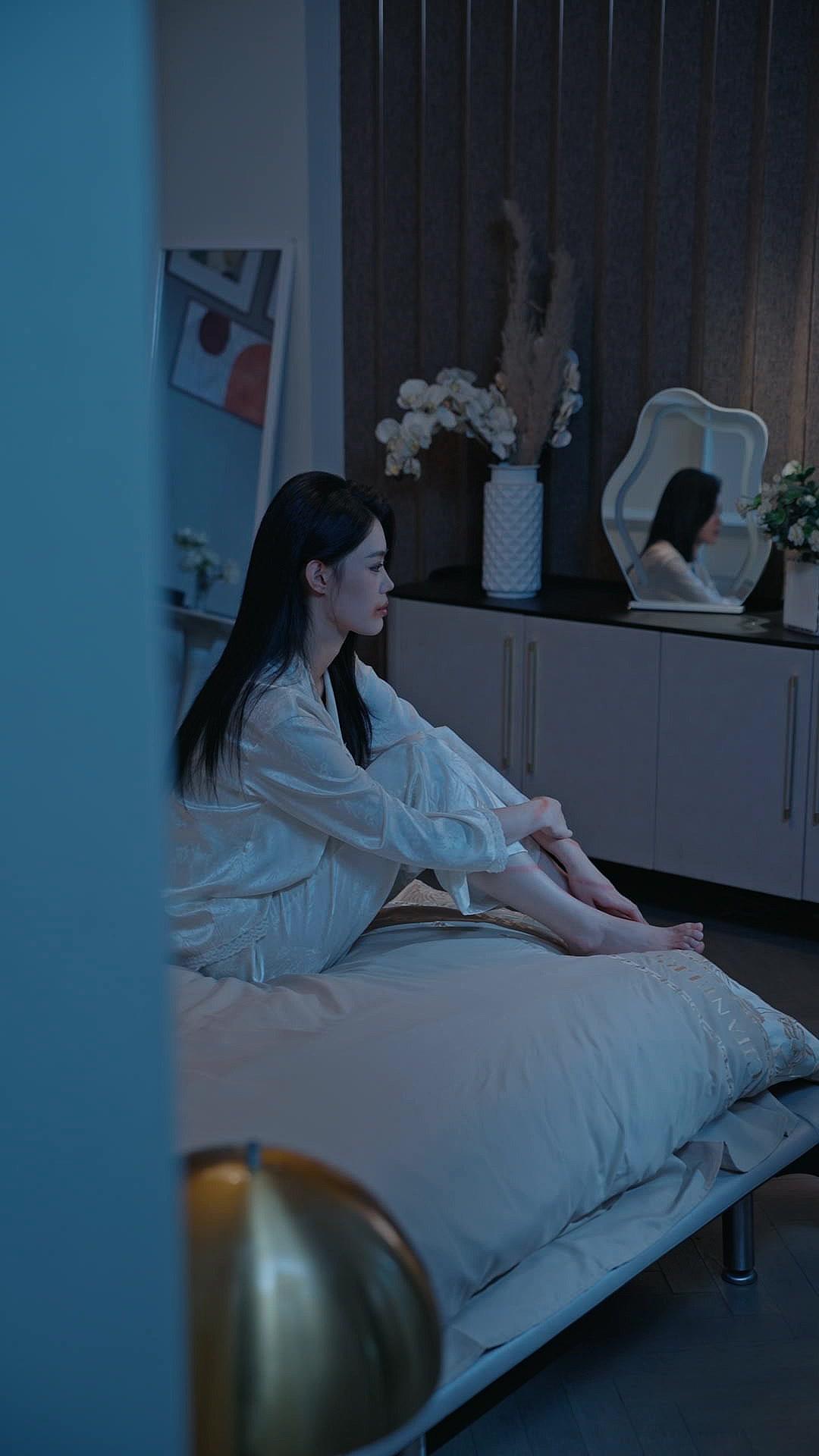 O Kapının Ardında