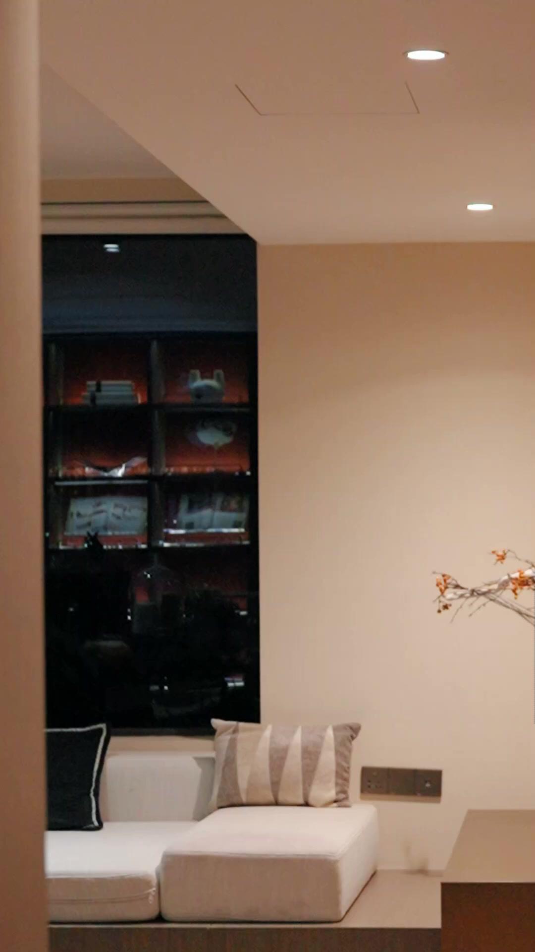 Jatuh Cinta dengan Adik Iparku