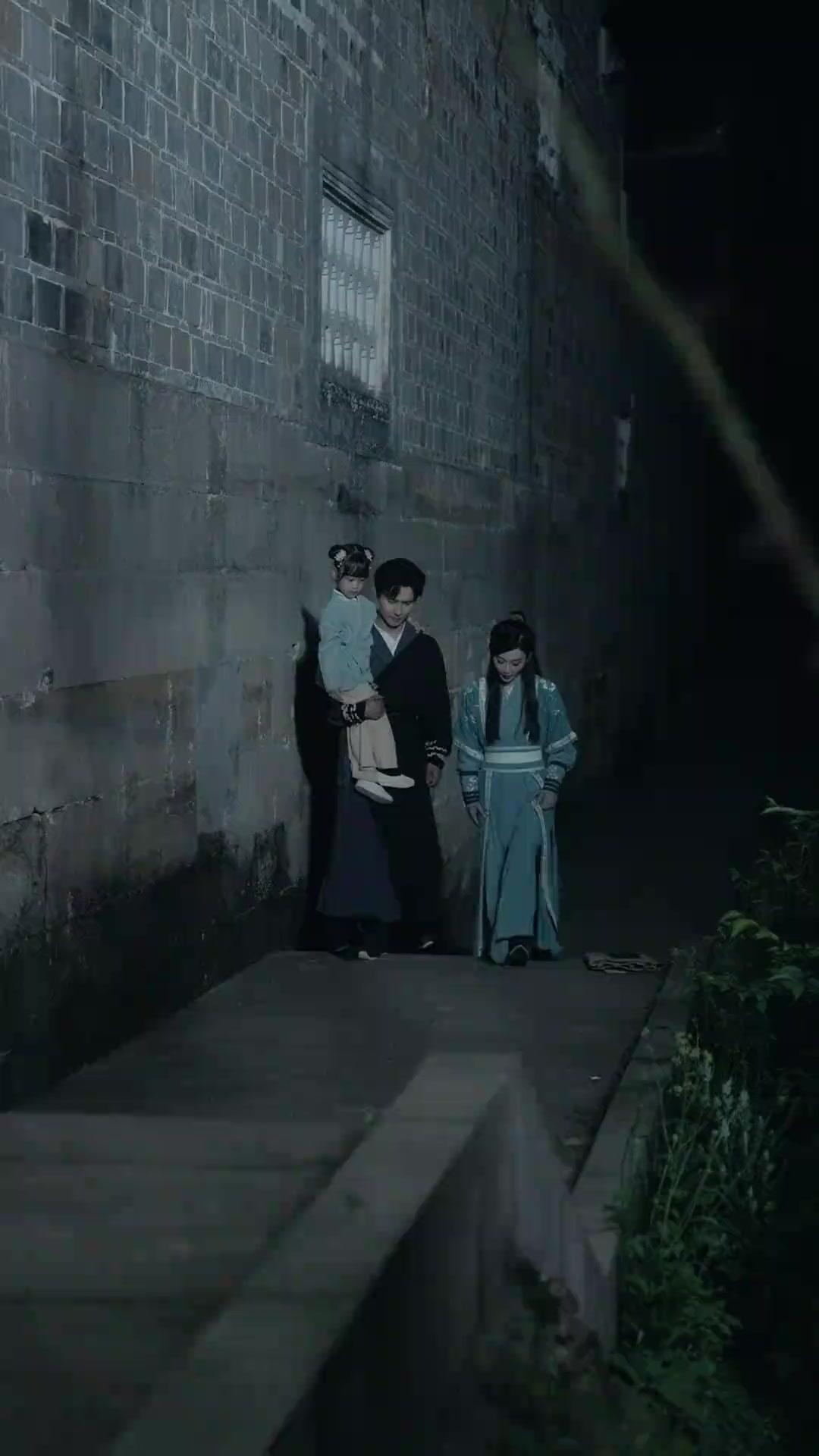 (Dubbed)OMG! Bosses in Aprons!