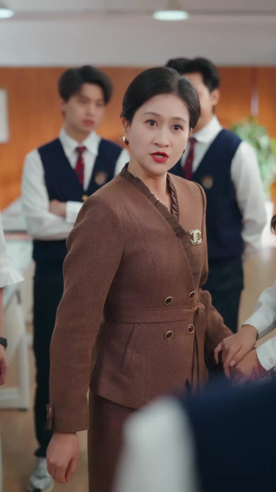 La figlia abbandonata che domina il destino