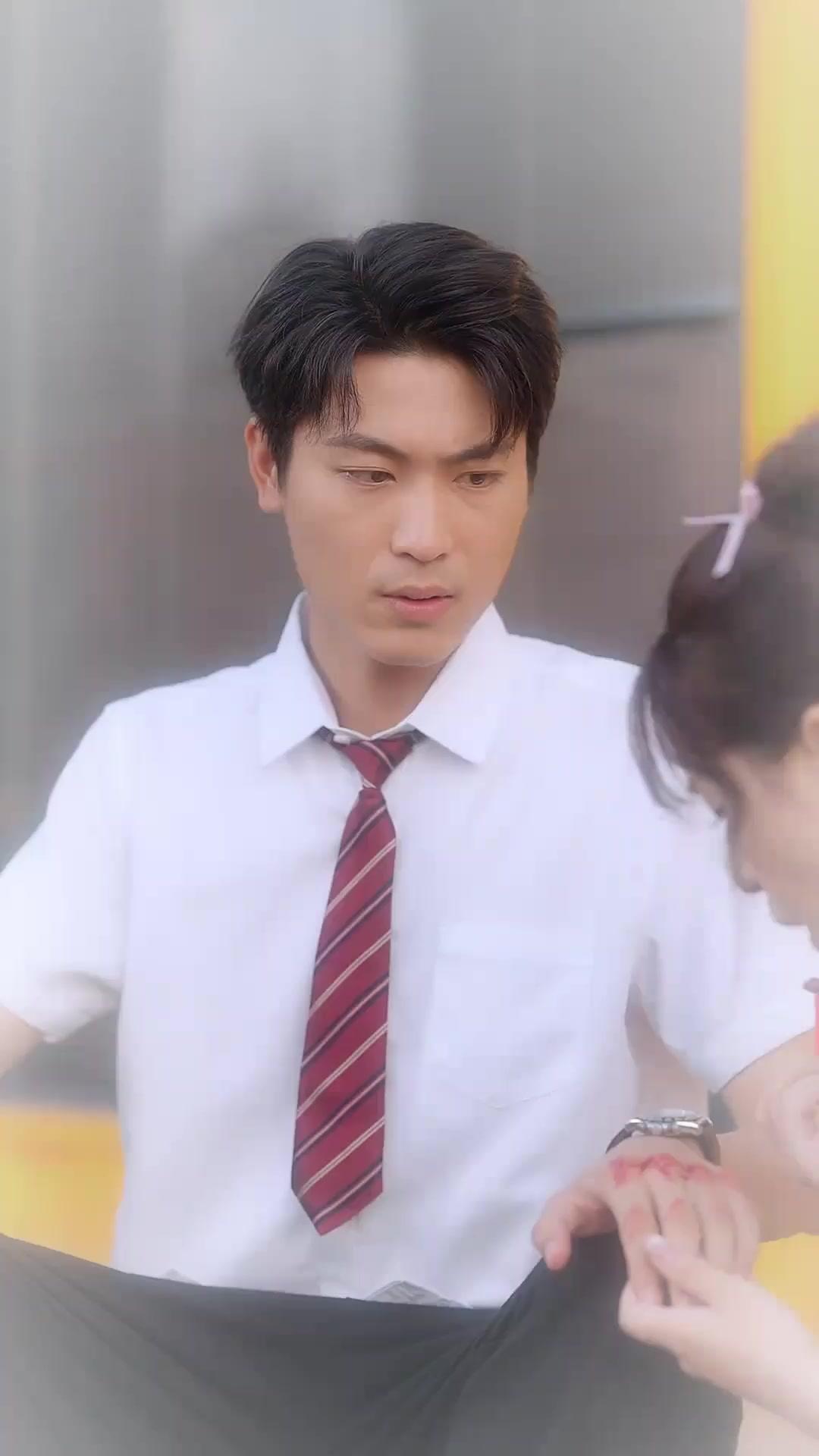 （더빙）결혼은 가짜, 사랑도 가짜? 