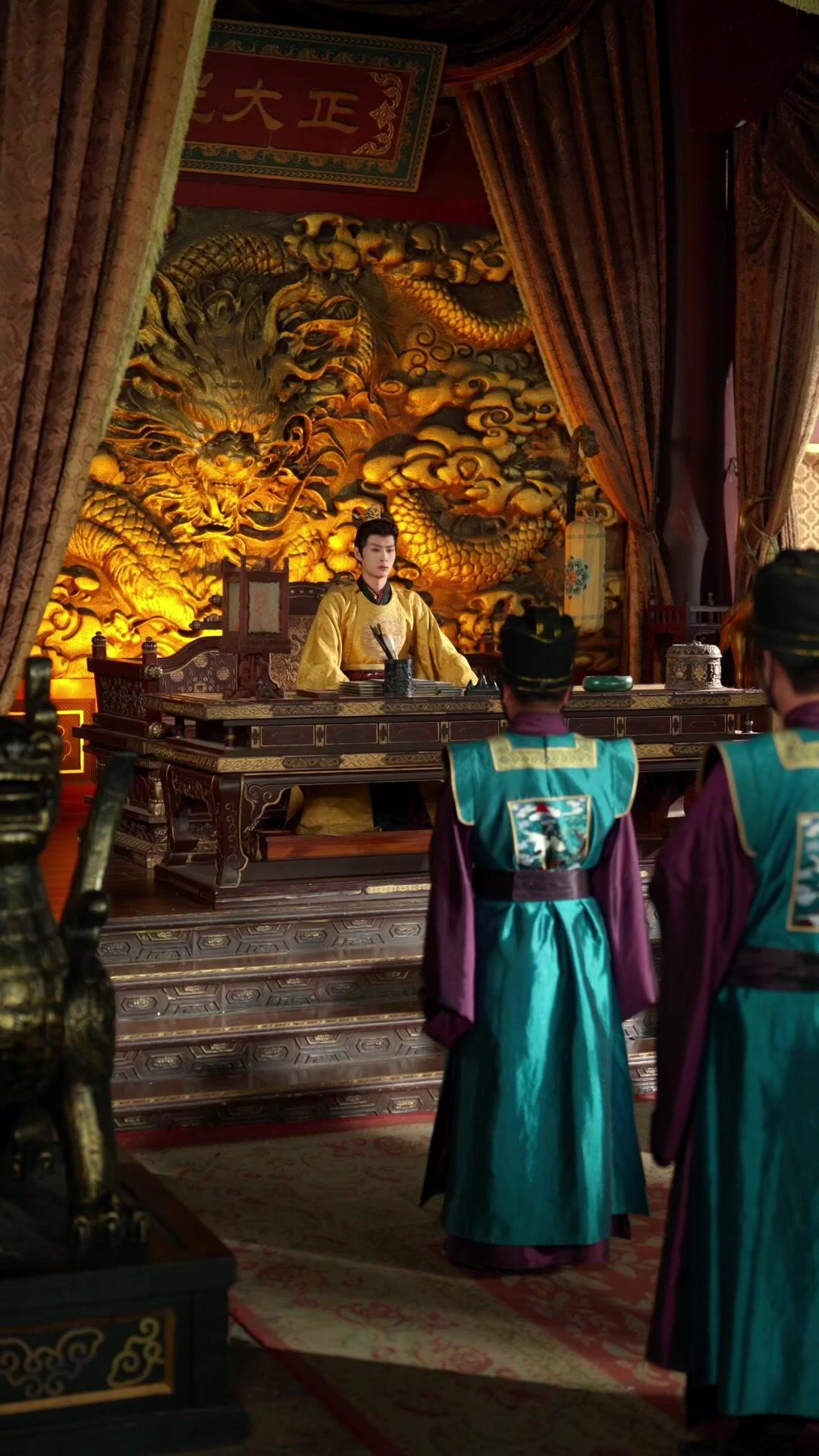 MON MARI MENDIANT EST EMPEREUR