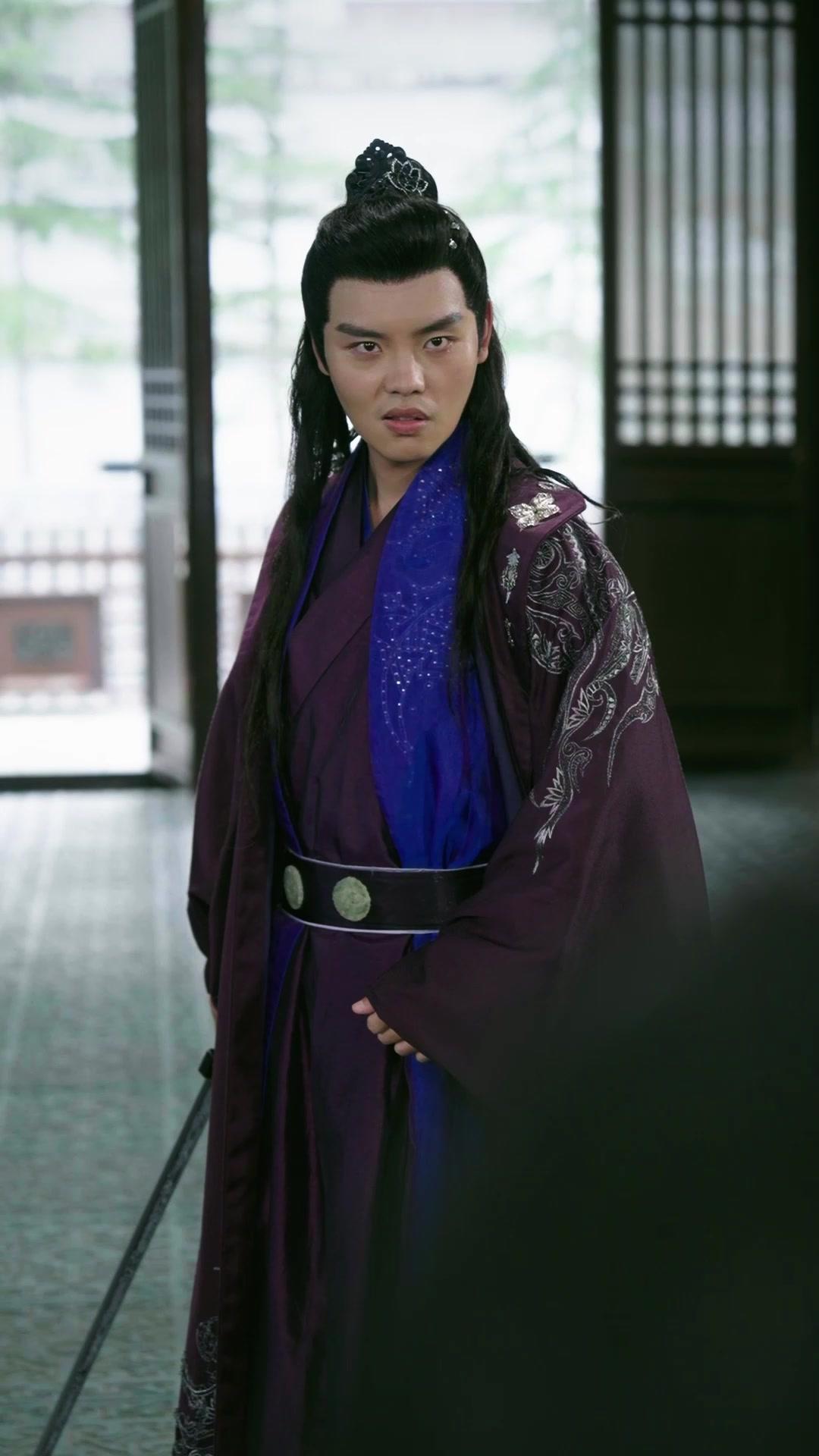 Takhta di Ujung Pedang